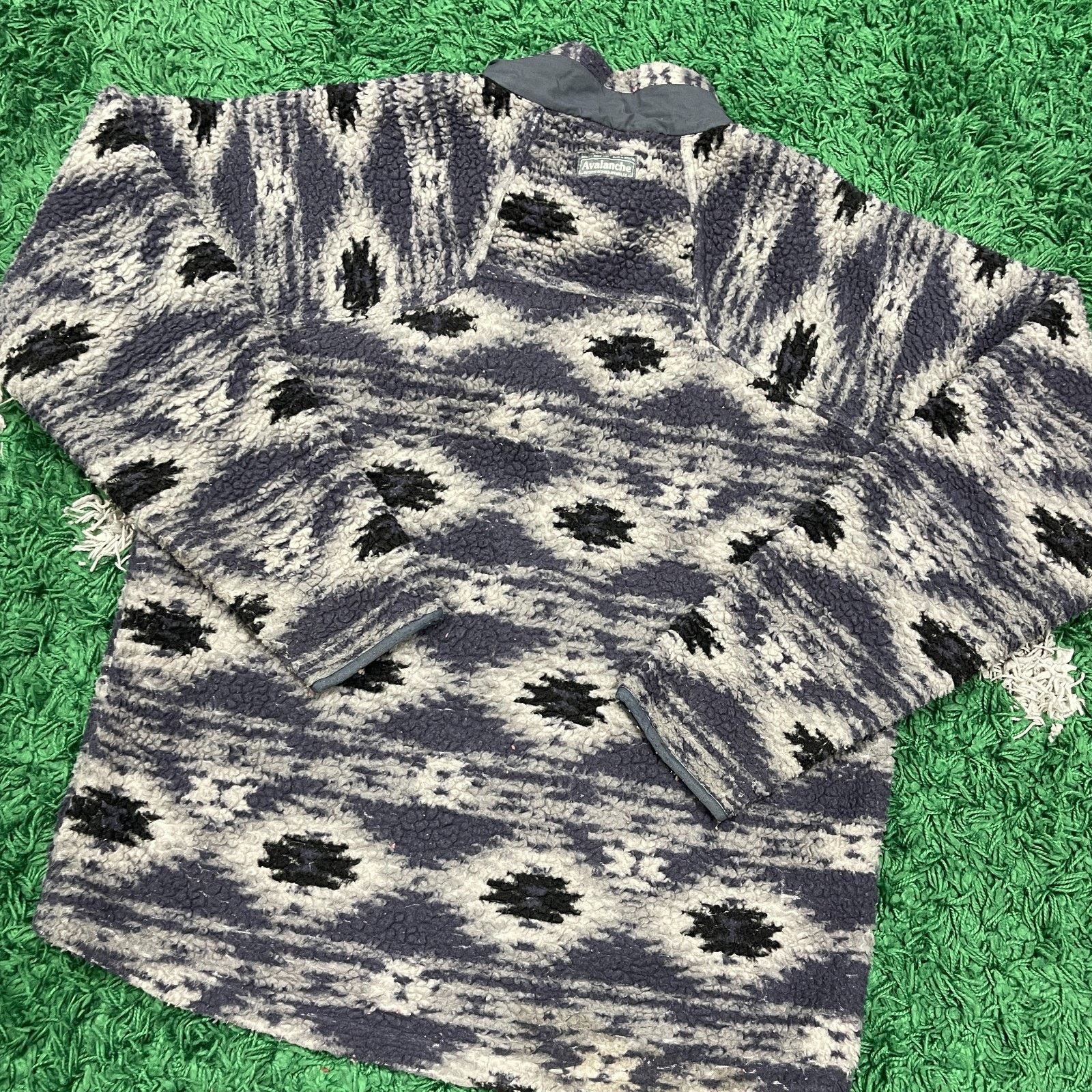 Avalanche Avalanche brand fleece zip-up Aztec geometric jacket Size US L / EU 52-54 / 3 - 8 Thumbnail