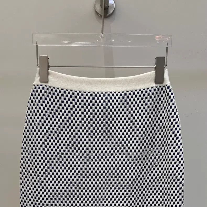 Louis Vuitton Louis Vuitton size L SS24 Checker Knit Wool Maxi Dress Size 26" / US 2 / IT 38 - 3 Thumbnail