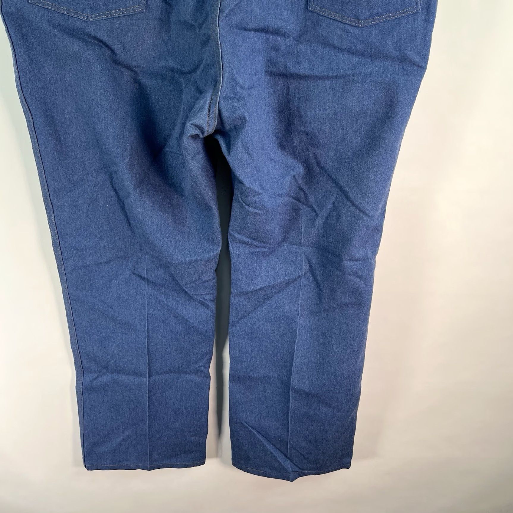 Wrangler VINTAGE Wrangler Jeans Men’s SZ 46 Denim Blue 5-Pocket Straight Leg High Rise Wrangler Rugged Wear Denim Jean Mens – 30 Inseam, Cotton Poly Blend Size US 30 / EU 46 - 6 Thumbnail