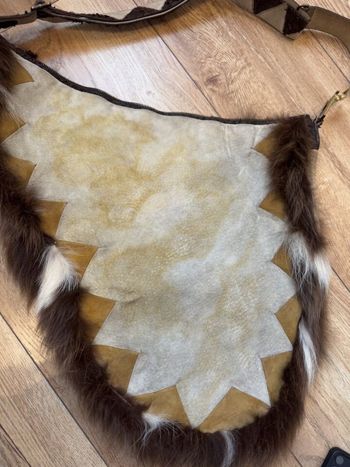 Dior Dior by John Galliano Runway FW02 Oversized Fur Saddle Bag Size ONE SIZE - 13 Thumbnail