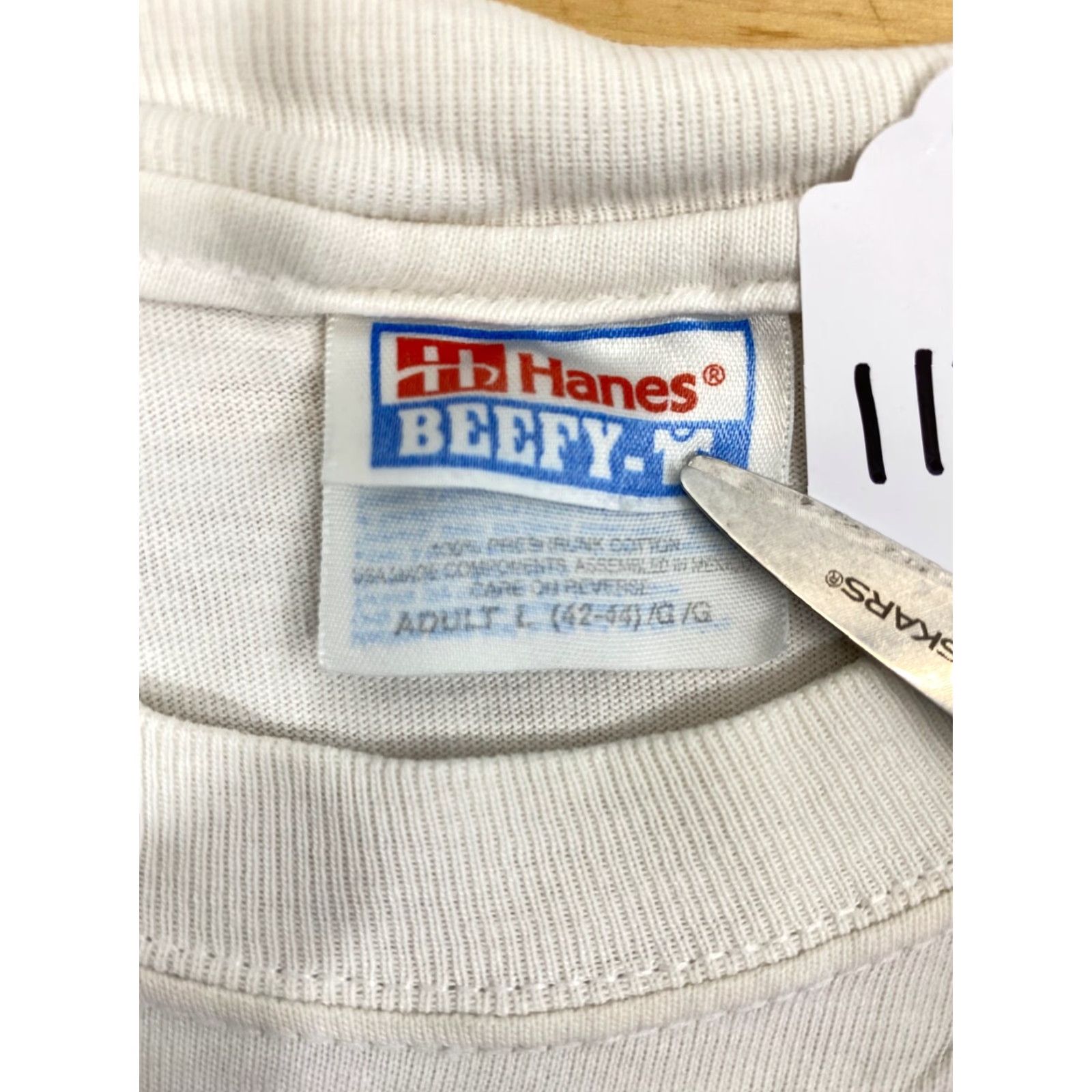 Hanes VINTAGE Hanes Beefy Mens Rich Cremona Tour 2000 White Size Large Distress T-Shirt Short Sleeve Men Regular Solid 1123 Size US L / EU 52-54 / 3 - 5 Thumbnail