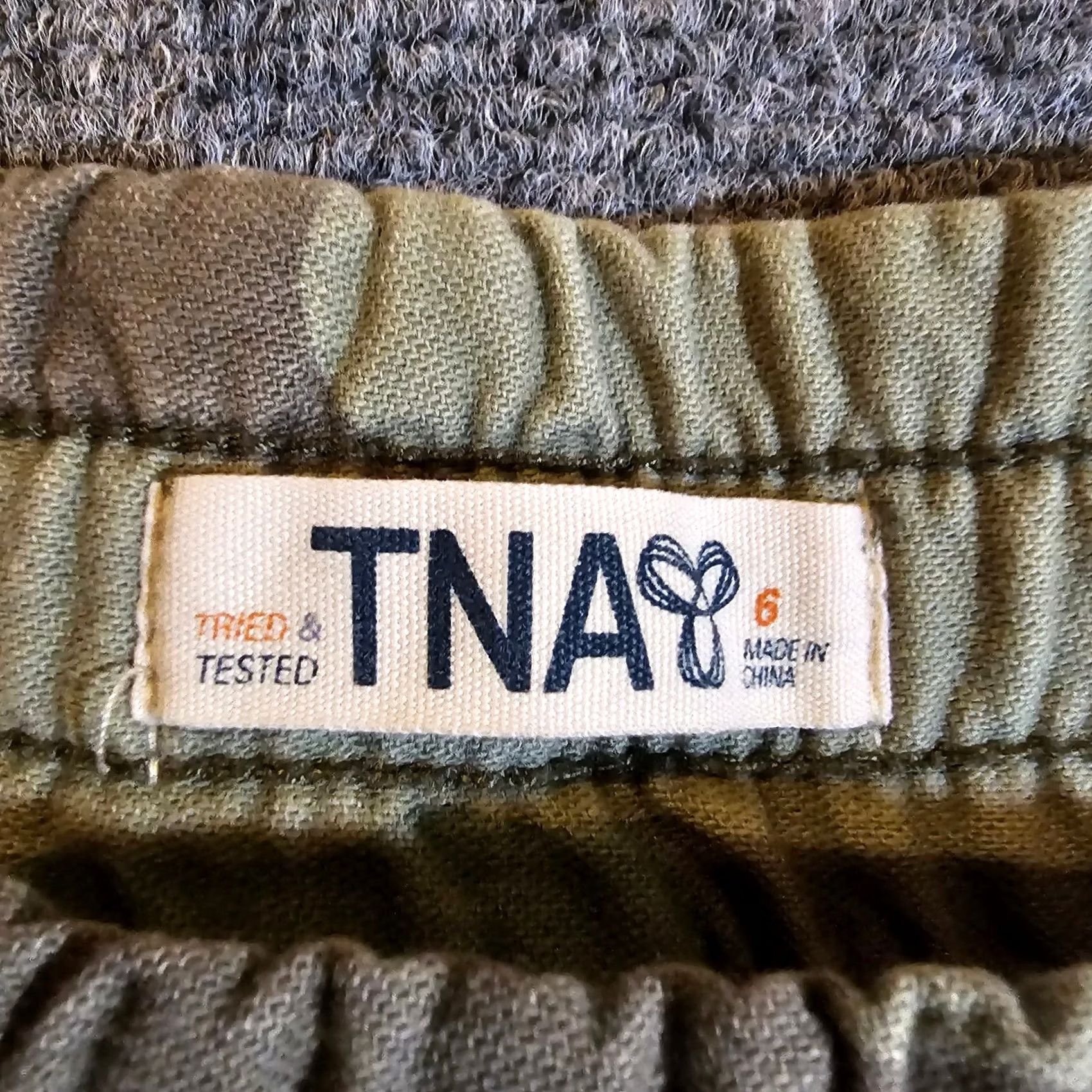 TNA TNA Pants Womens 6 Green Camo Joggers Zipper Pockets Sweatpants Casual Atheltic Shirt Size 28" / US 6 / IT 42 - 4 Thumbnail