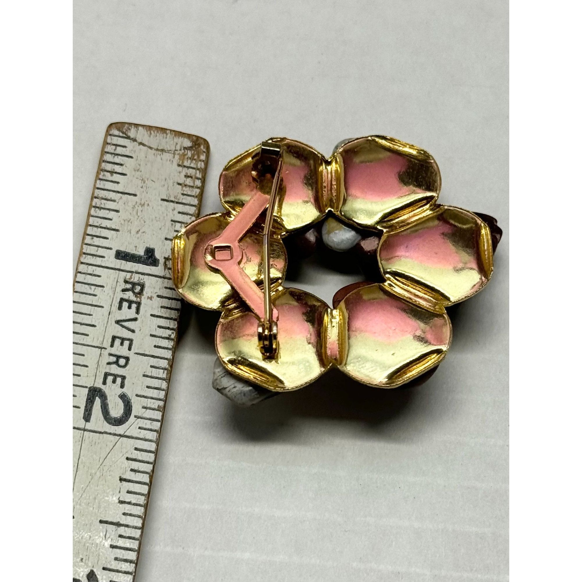 Vintage Vintage stone wreath brooch pin Size ONE SIZE - 3 Thumbnail