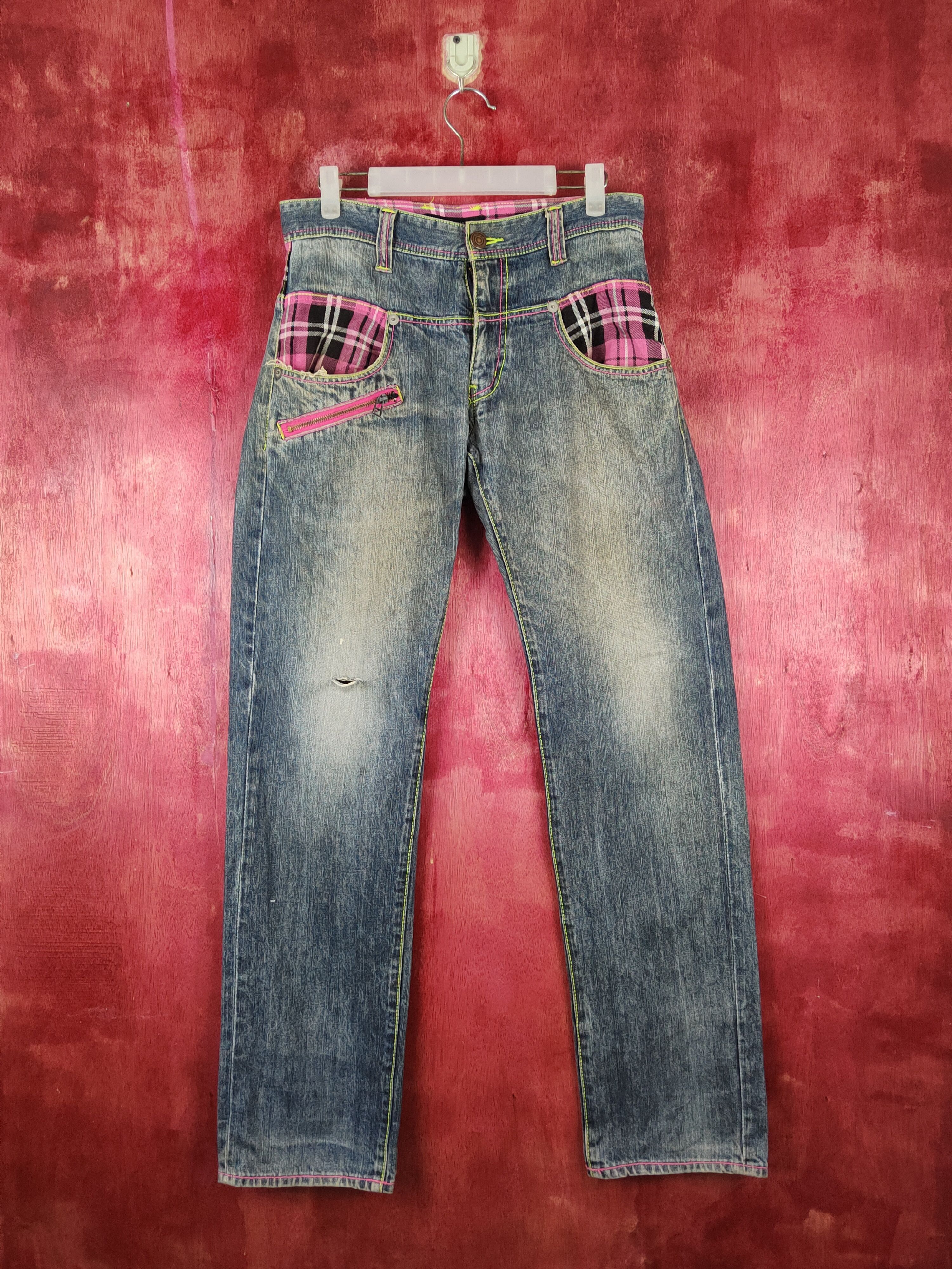 Image of Vintage Memory Special Dark Blue Faded Multipocket Denim S1617 in Dark Blue Denim, Women's (Size 31