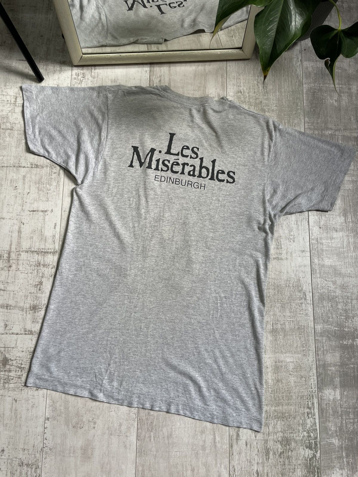 Vintage Vintage 1986 CMOL Les Miserables T-Shirt Grey RARE Size US L / EU 52-54 / 3 - 2 Thumbnail