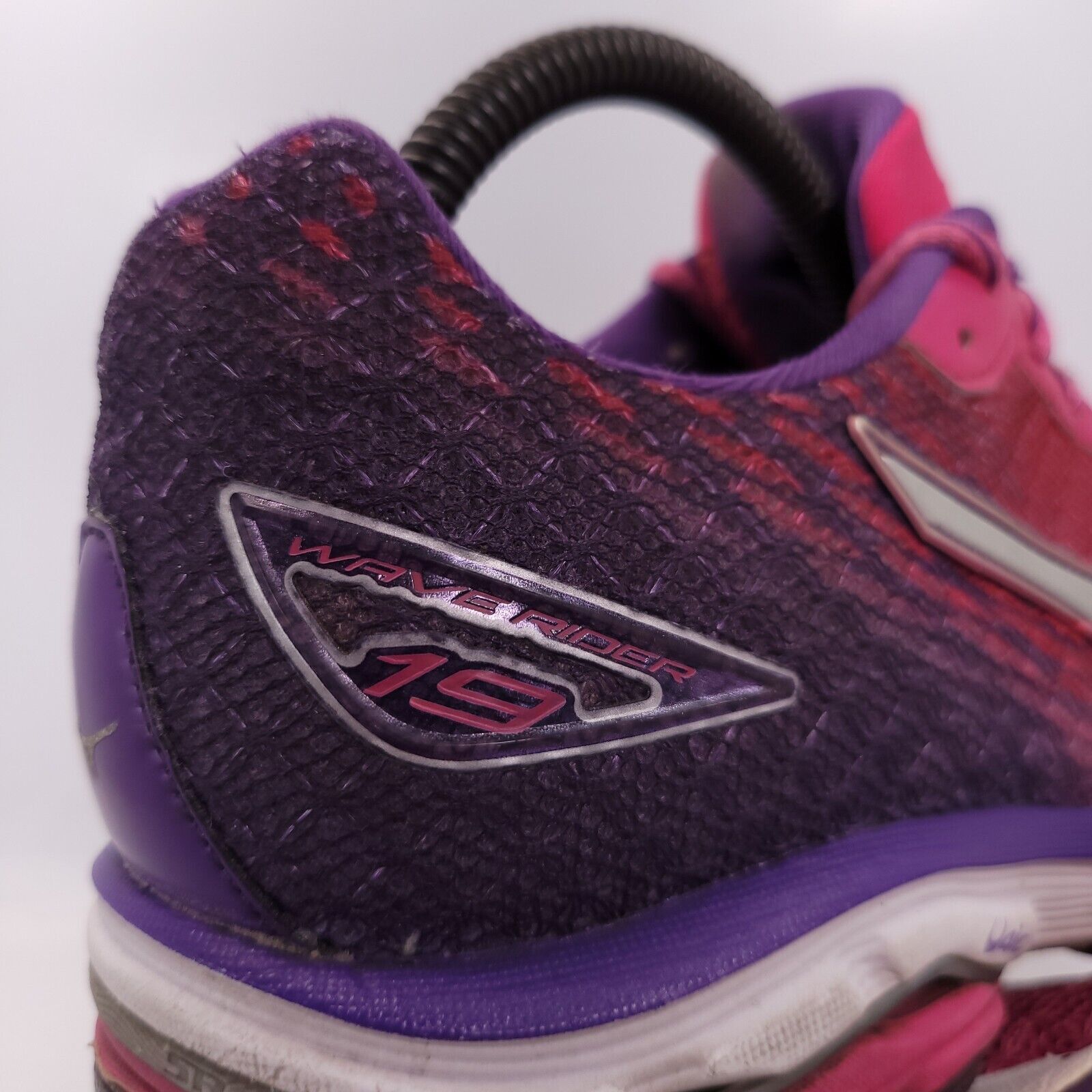 Mizuno Mizuno Wave Rider 19 Shoe Womens Size 9 J1GD160303 Pink Size US 9 / IT 39 - 8 Thumbnail