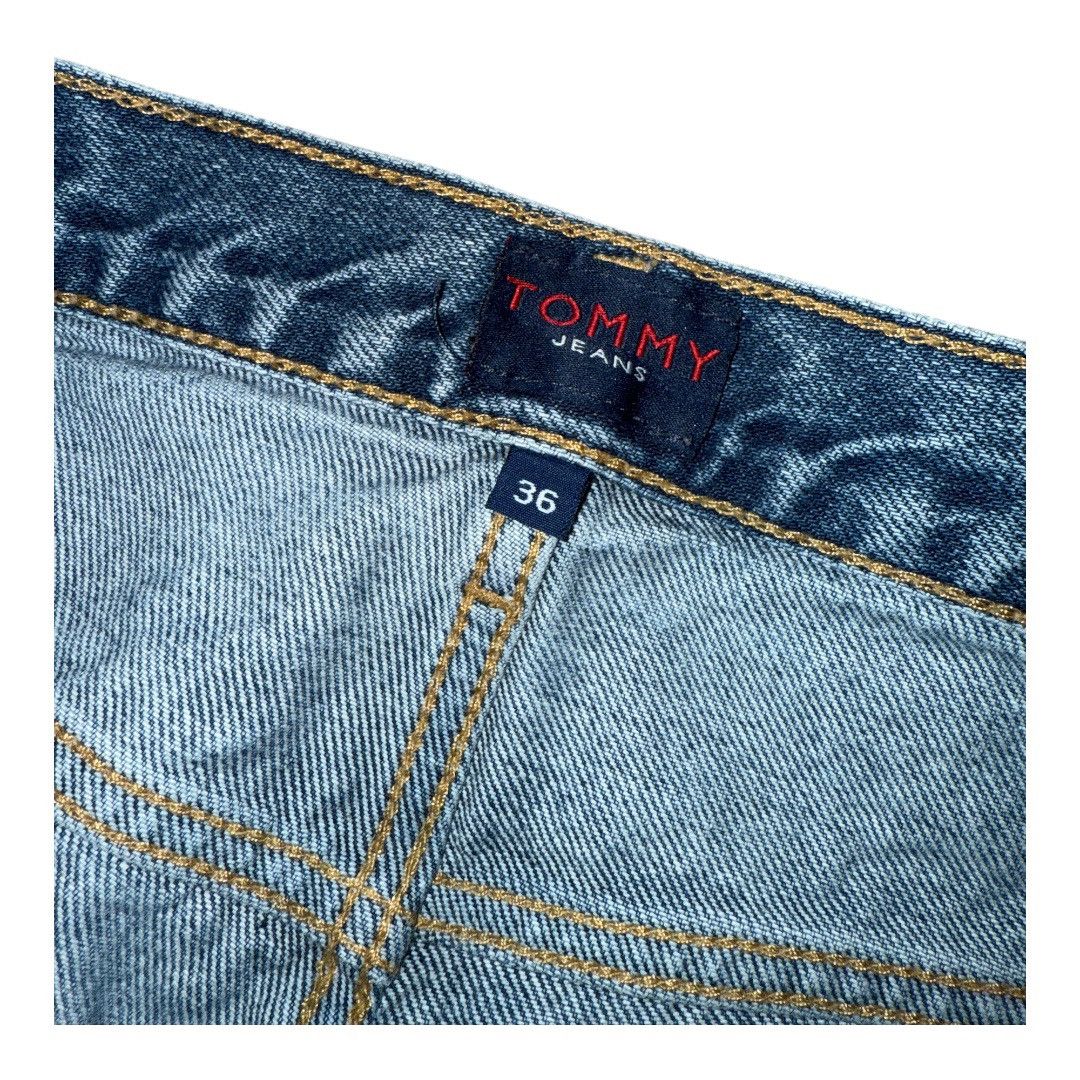 Tommy Hilfiger Dated 2000 Vintage Tommy Jorts in great vintage shape Size US 36 / EU 52 - 4 Thumbnail