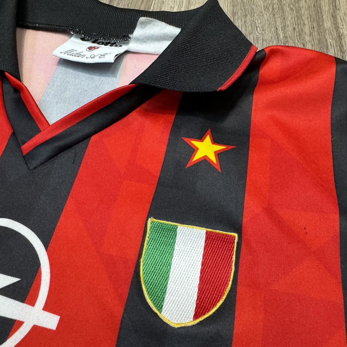 Lotto Sport AC Milan 94/95 home shirt Size US M / EU 48-50 / 2 - 4 Thumbnail