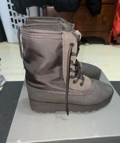 Adidas yeezy 950 boost chocolate outlet xs