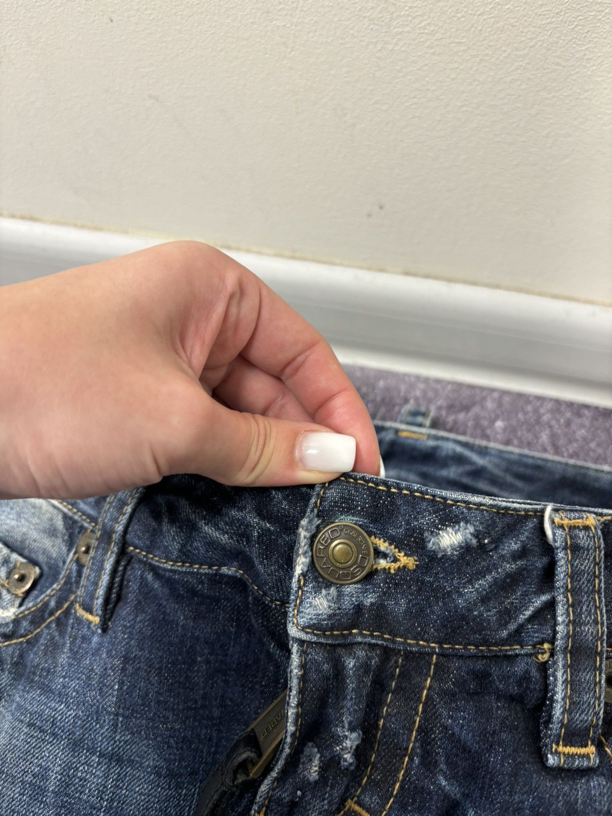 Dsquared2 Dsquared2 Women’s Faded Blue Painted Ripped Denim Jeans Size 27" / US 4 / IT 40 - 7 Thumbnail