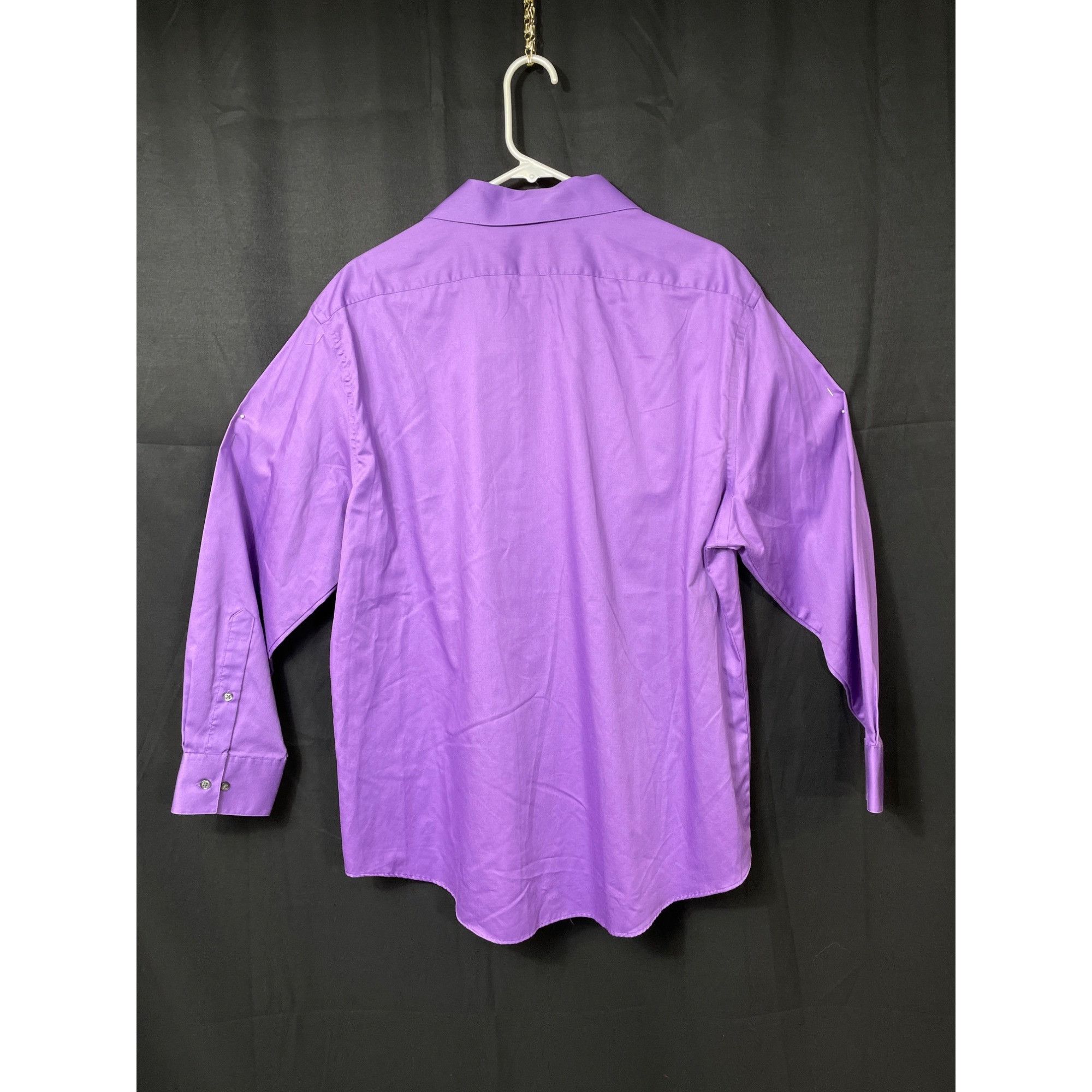Van Heusen Van Heusen SKU 7587 Mens Purple Long Sleeve Button Down Shir Size US XL / EU 56 / 4 - 2 Thumbnail