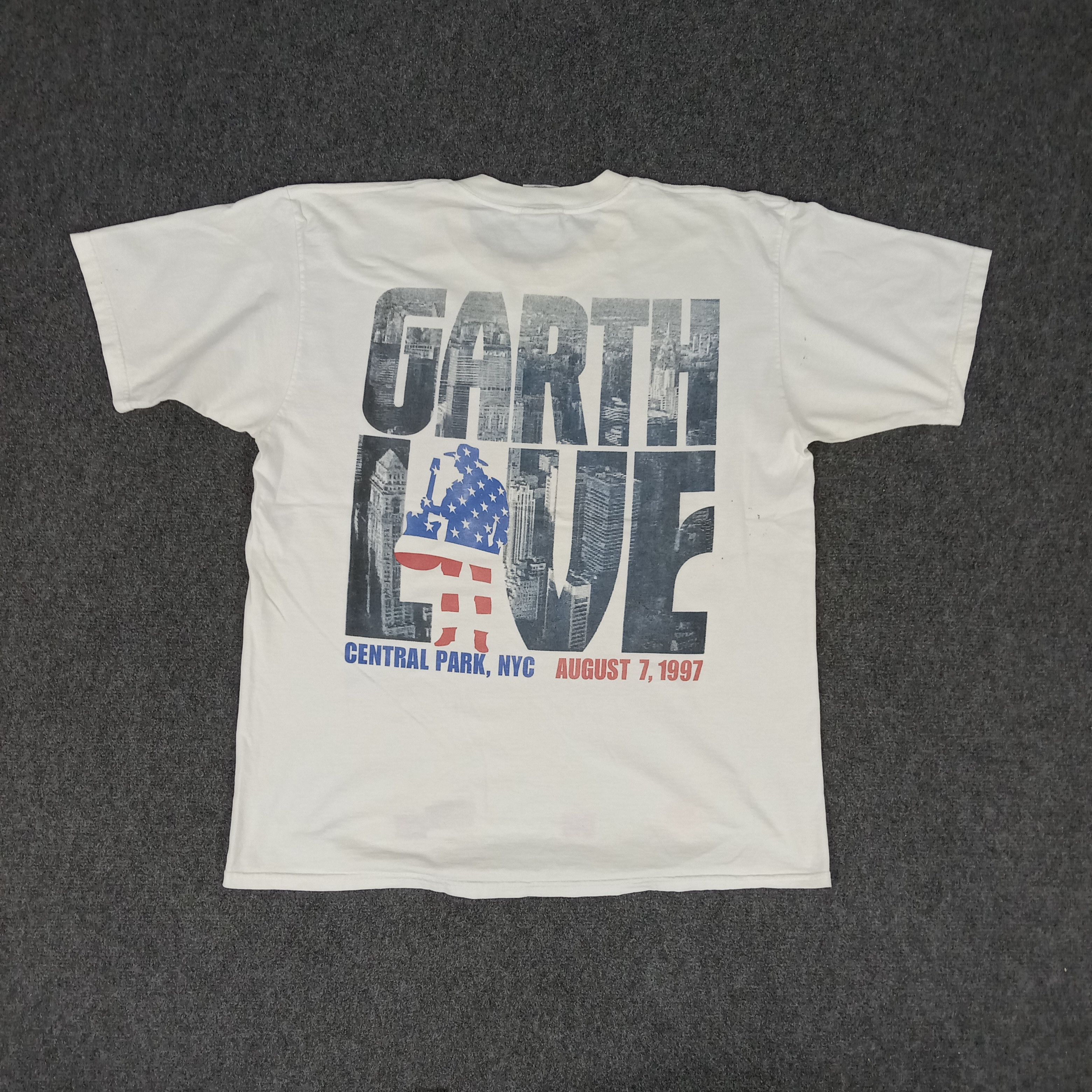 Band Tees × Vintage Vintage 90's Garth Brook Live Nyc '97 Solo Singer Tshirt Size US XL / EU 56 / 4 - 7 Thumbnail