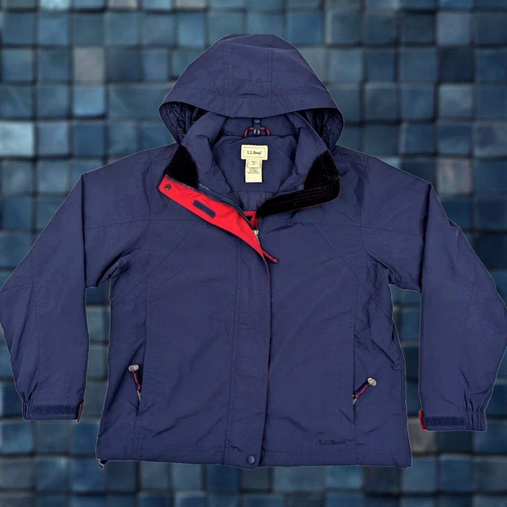 Vintage VINTAGE LL Bean Rain Jacket Women M Reg Navy Blue Stowaway Hood Hooded Zipper Logo Button Liner Not Included Jacket Size M / US 6-8 / IT 42-44 - 1 Thumbnail