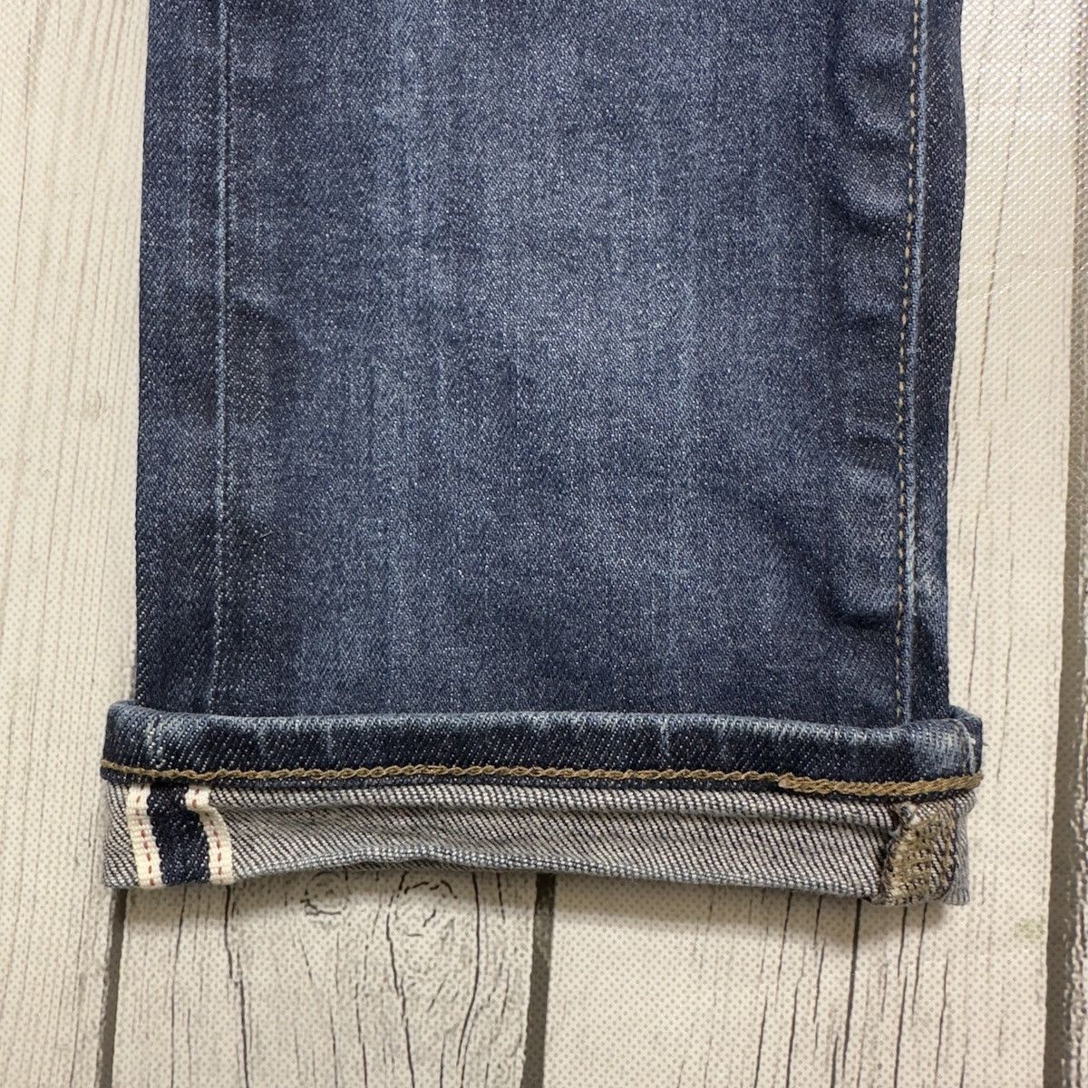 Uniqlo Uniqlo selvedge jeans Size US 34 / EU 50 - 3 Thumbnail