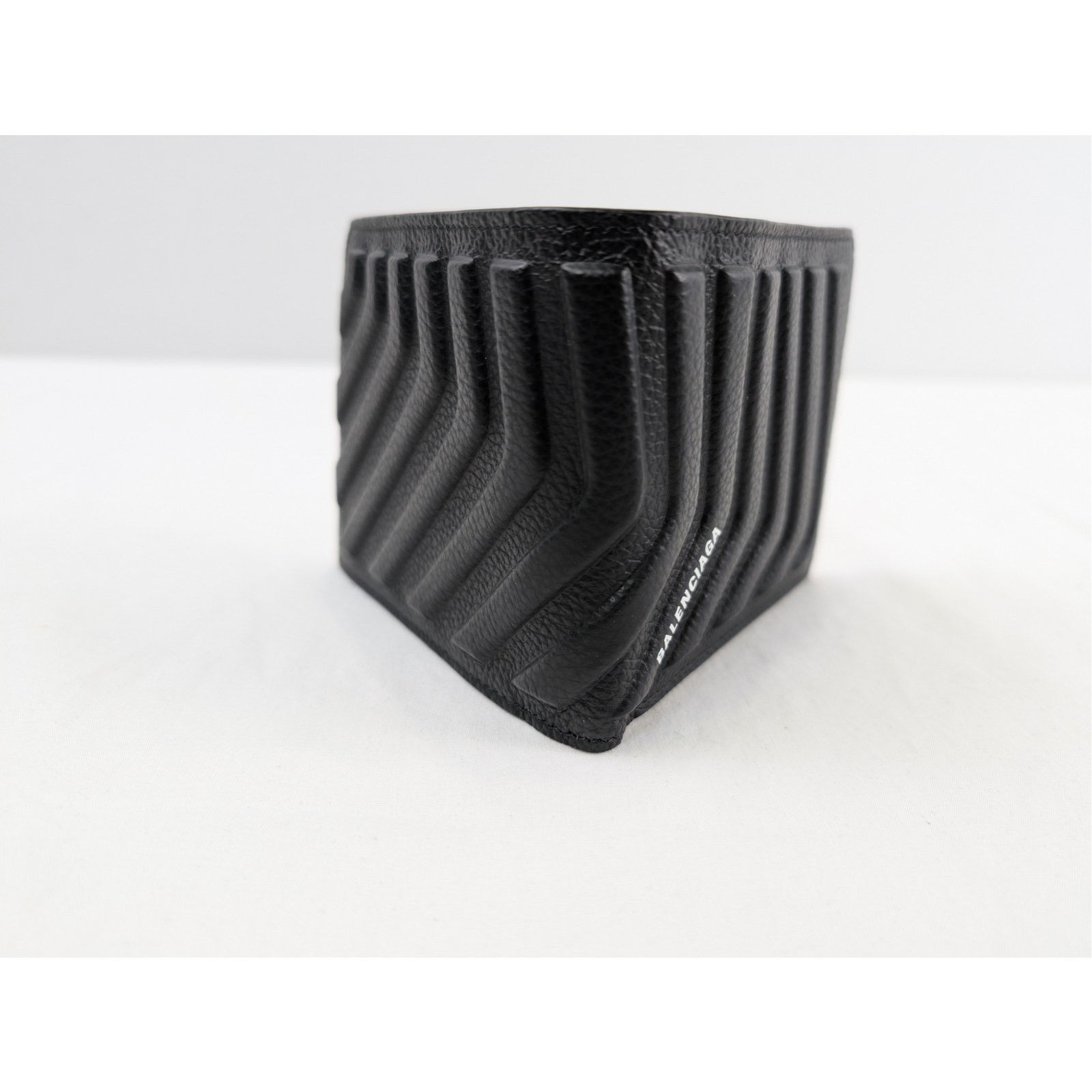 Balenciaga o1rshd1 Size: OS / Men's Wallet in Black Size ONE SIZE - 7 Thumbnail