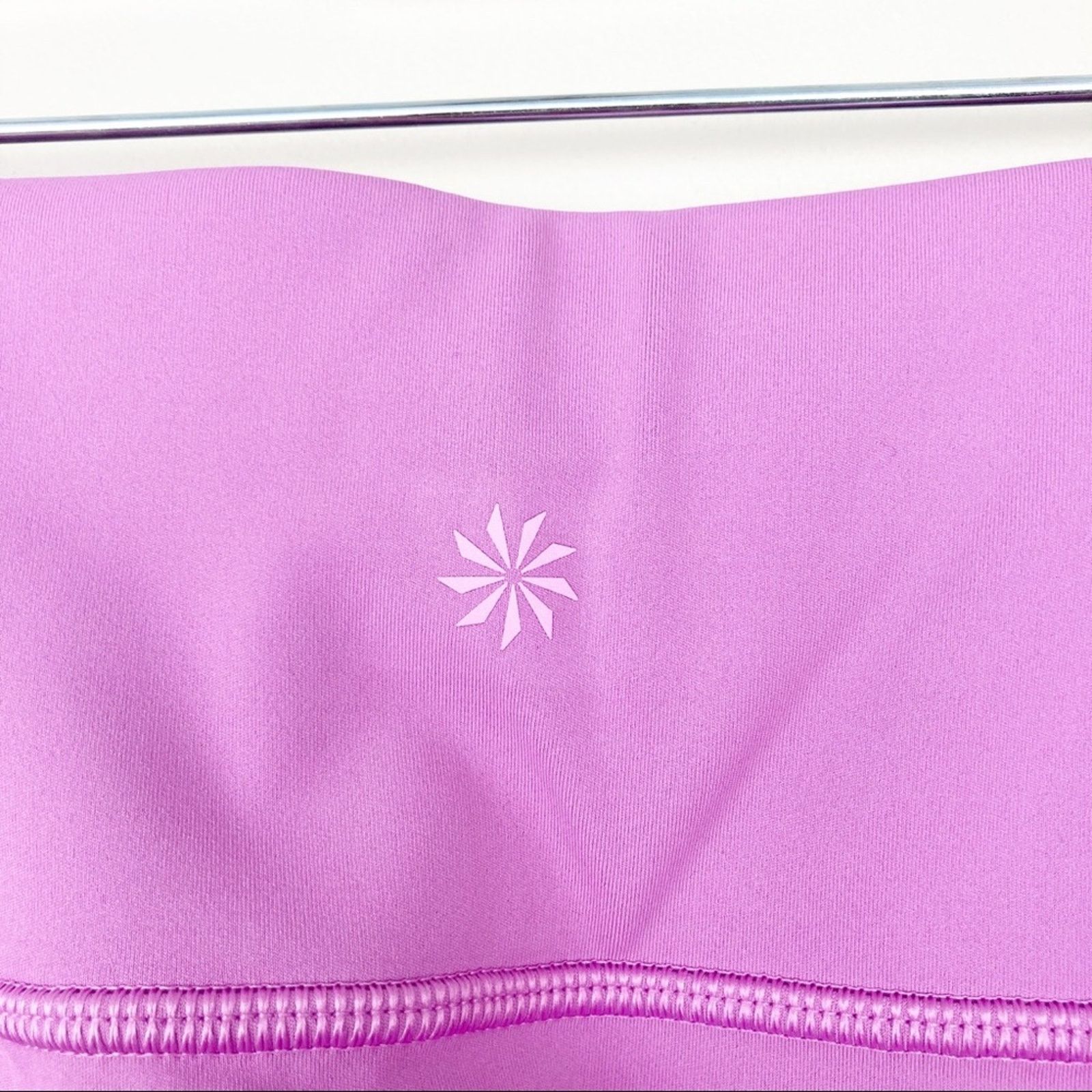 Other Athleta Mesh Contenter Capri Leggings Violet Blush Sz S Size 27" / US 4 / IT 40 - 2 Thumbnail