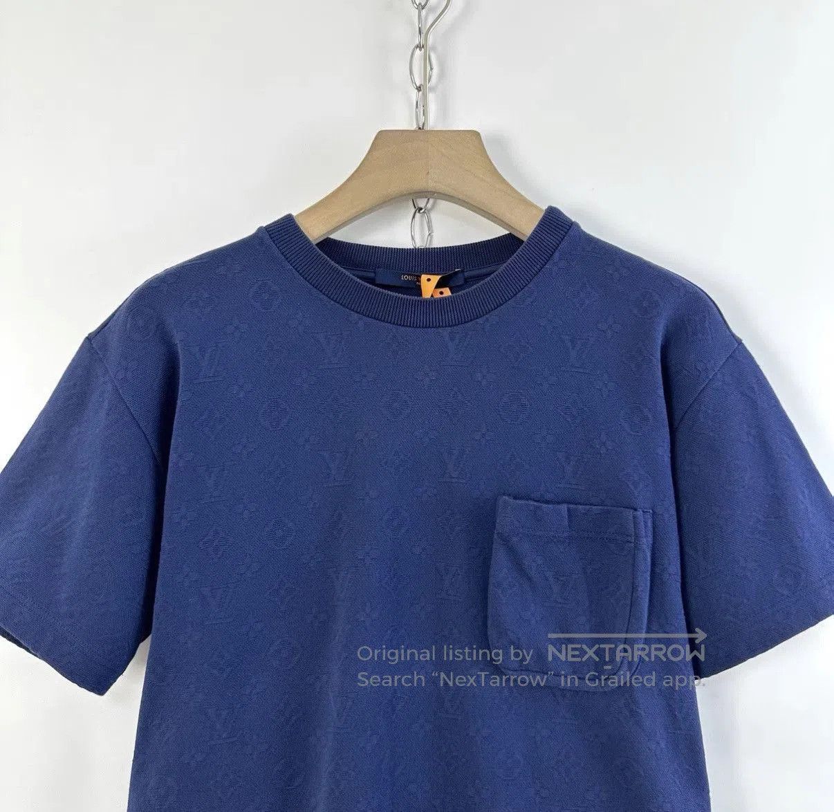 Louis Vuitton Blue Short-Sleeve Embossed Pattern T-Shirt with Pocket. Size US S / EU 44-46 / 1 - 3 Thumbnail