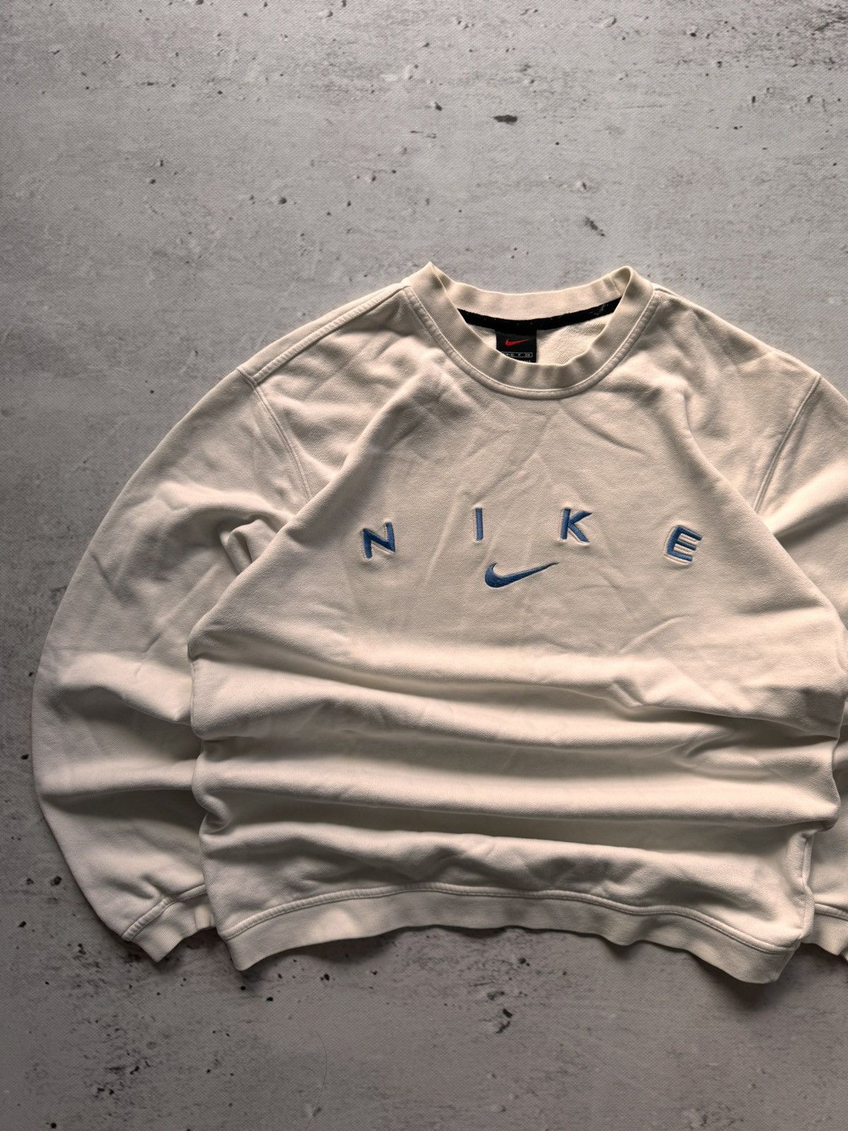 Nike × Vintage NIKE VINTAGE CENTER LOGO OVERSIZE BOXY SWEATSHIRT Size US S / EU 44-46 / 1 - 2 Thumbnail