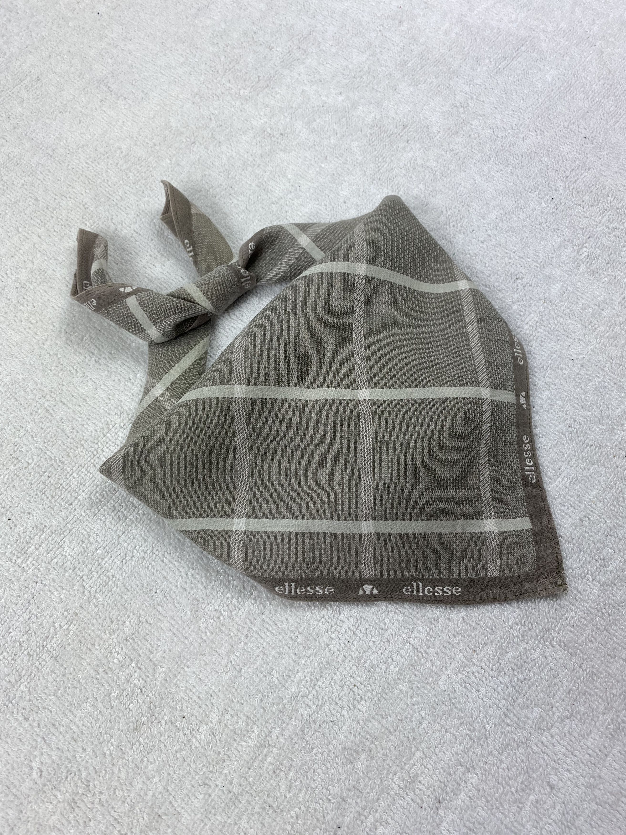 Ellesse × Vintage Ellesse Handkerchief / Bandana / Neckerchief Size ONE SIZE - 1 Thumbnail
