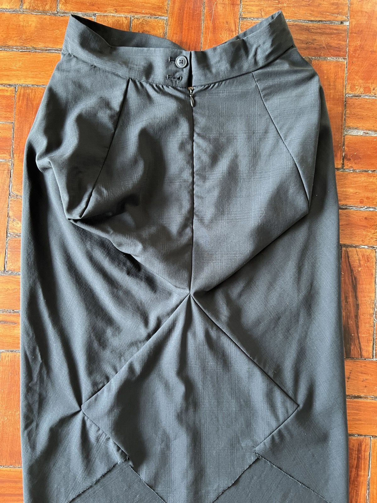 Vivienne Westwood Vivienne Westwood dark drey bias skirt Size 28" / US 6 / IT 42 - 5 Thumbnail