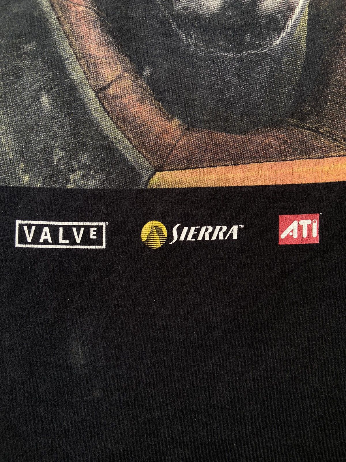 Playstation Vintage Half Life 2 promo game tee - 2004s Size US XL / EU 56 / 4 - 4 Thumbnail