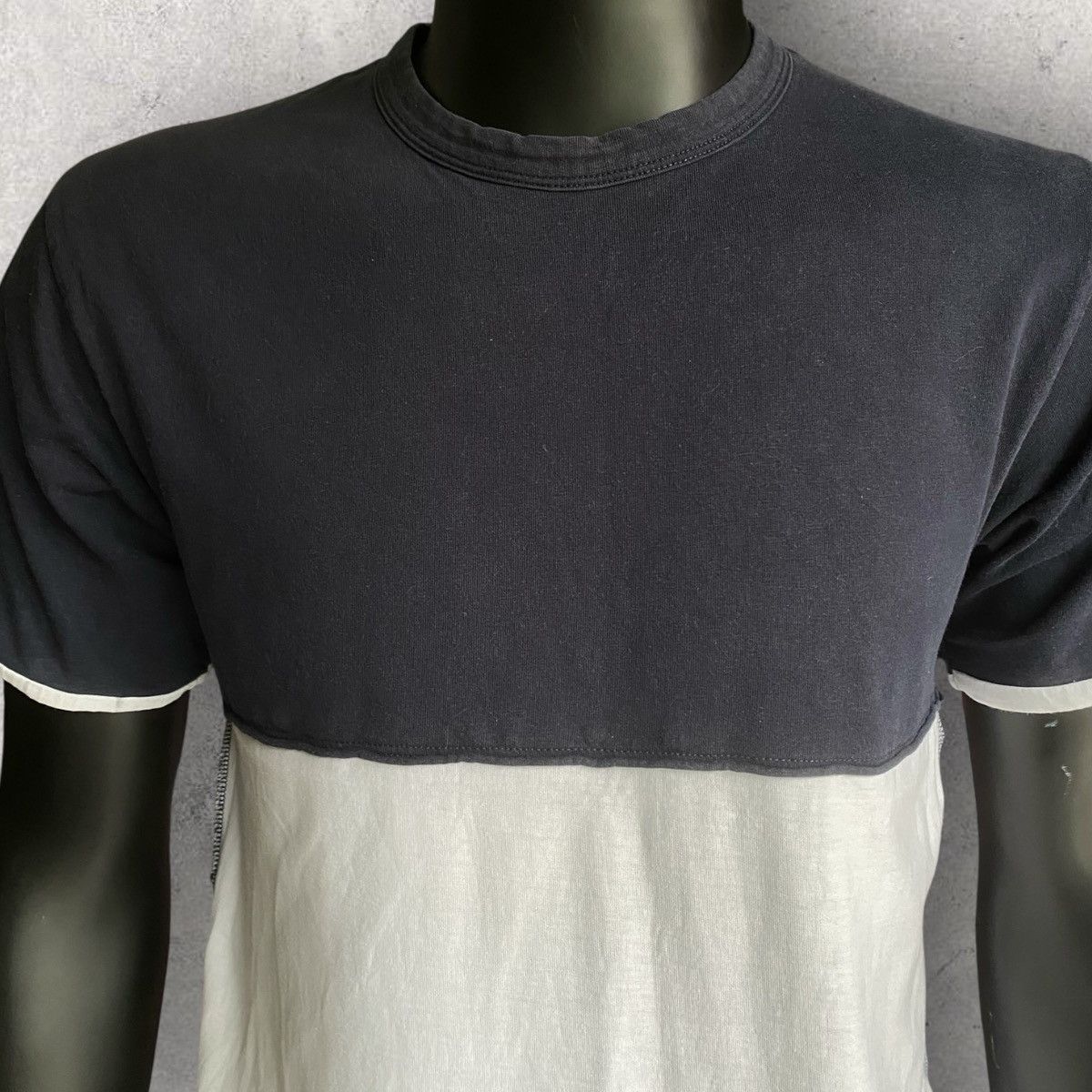 Comme des Garcons Comme Des Garcons Homme Cut and Sew T Shirt Size US S / EU 44-46 / 1 - 2 Thumbnail
