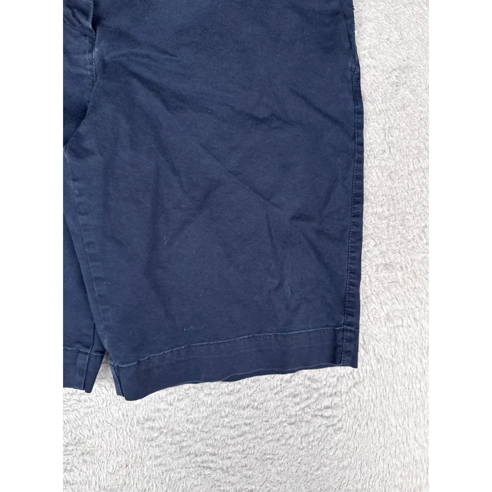 Tommy Hilfiger Tommy Hilfiger Shorts Womens 10 Blue Chino Twill Flat Front Casual Summer 32x10 Size 32" / US 10 / IT 46 - 2 Thumbnail