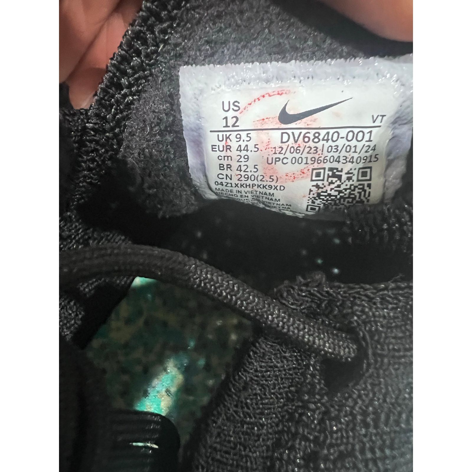 Nike Nike Air VaporMax 2023 Flyknit Triple Black Women’s 12 Size US 12 / IT 42 - 12 Thumbnail