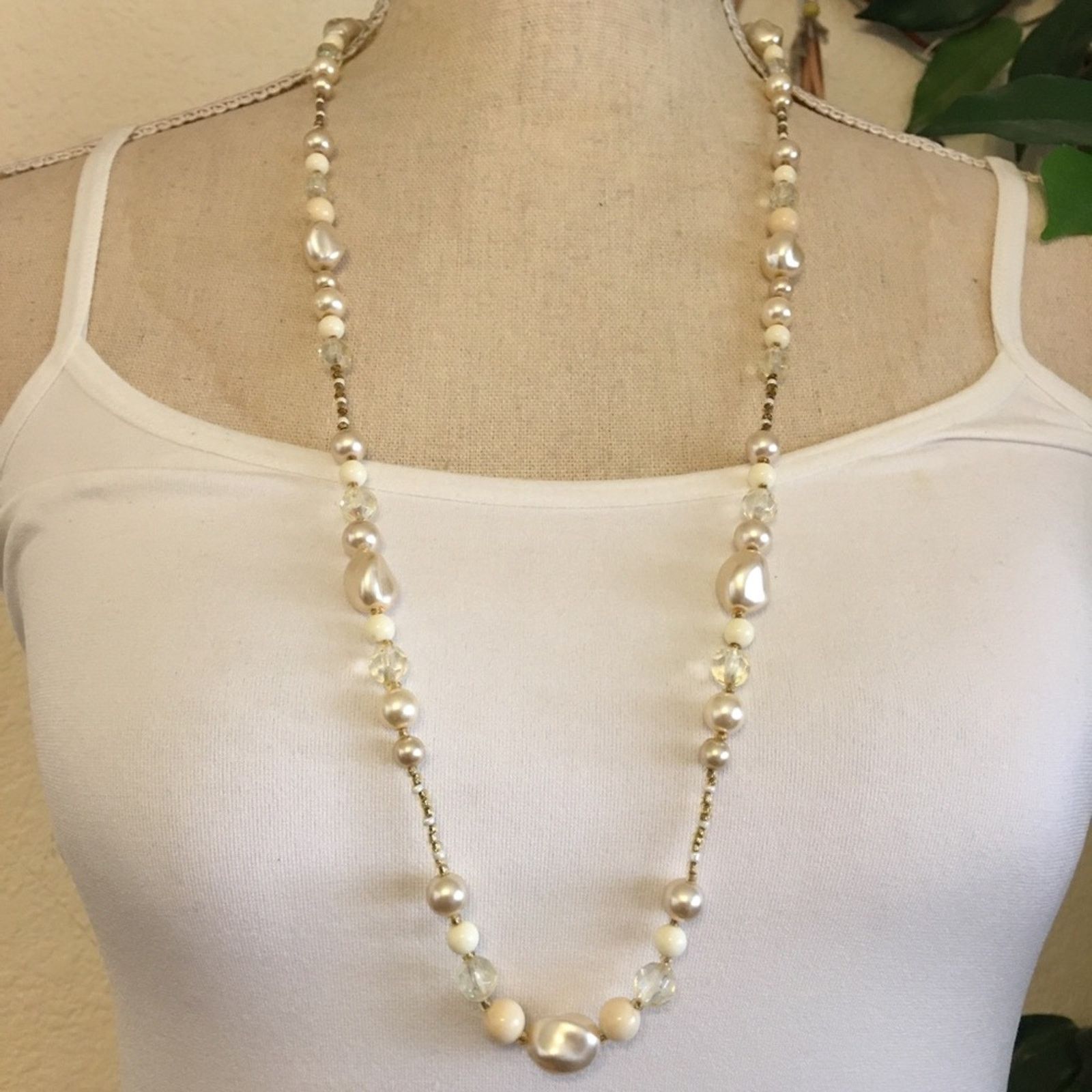 Vintage Vintage faux pearl and glass bead necklace Size ONE SIZE - 1 Thumbnail