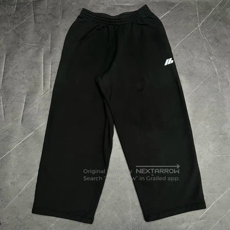 Balenciaga Balenciaga size M Long Pants Size US 27 - 1 Thumbnail