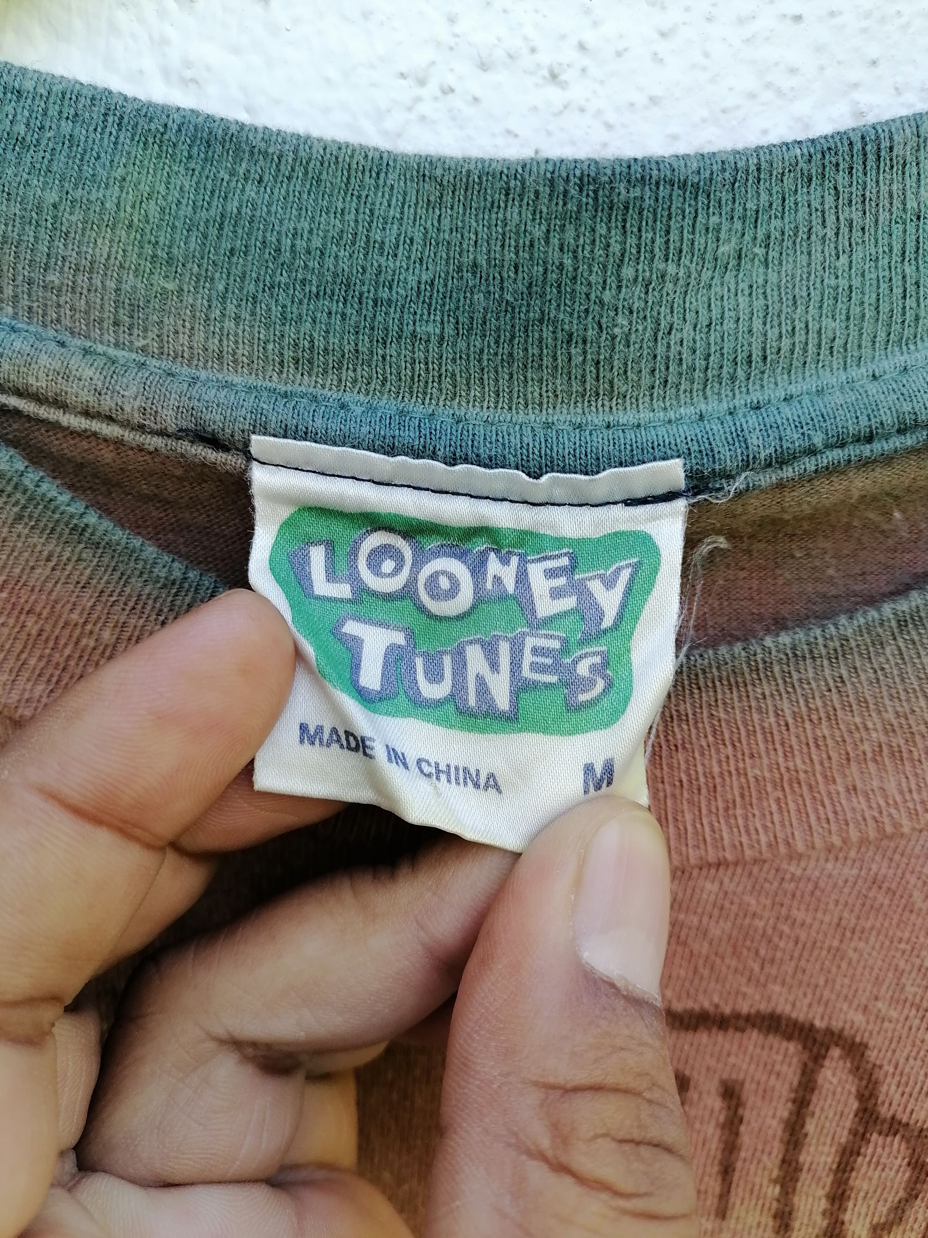 Vintage × Warner Bros Vintage 90s Looney Tunes Multi Printed T-shirt Size US M / EU 48-50 / 2 - 8 Thumbnail
