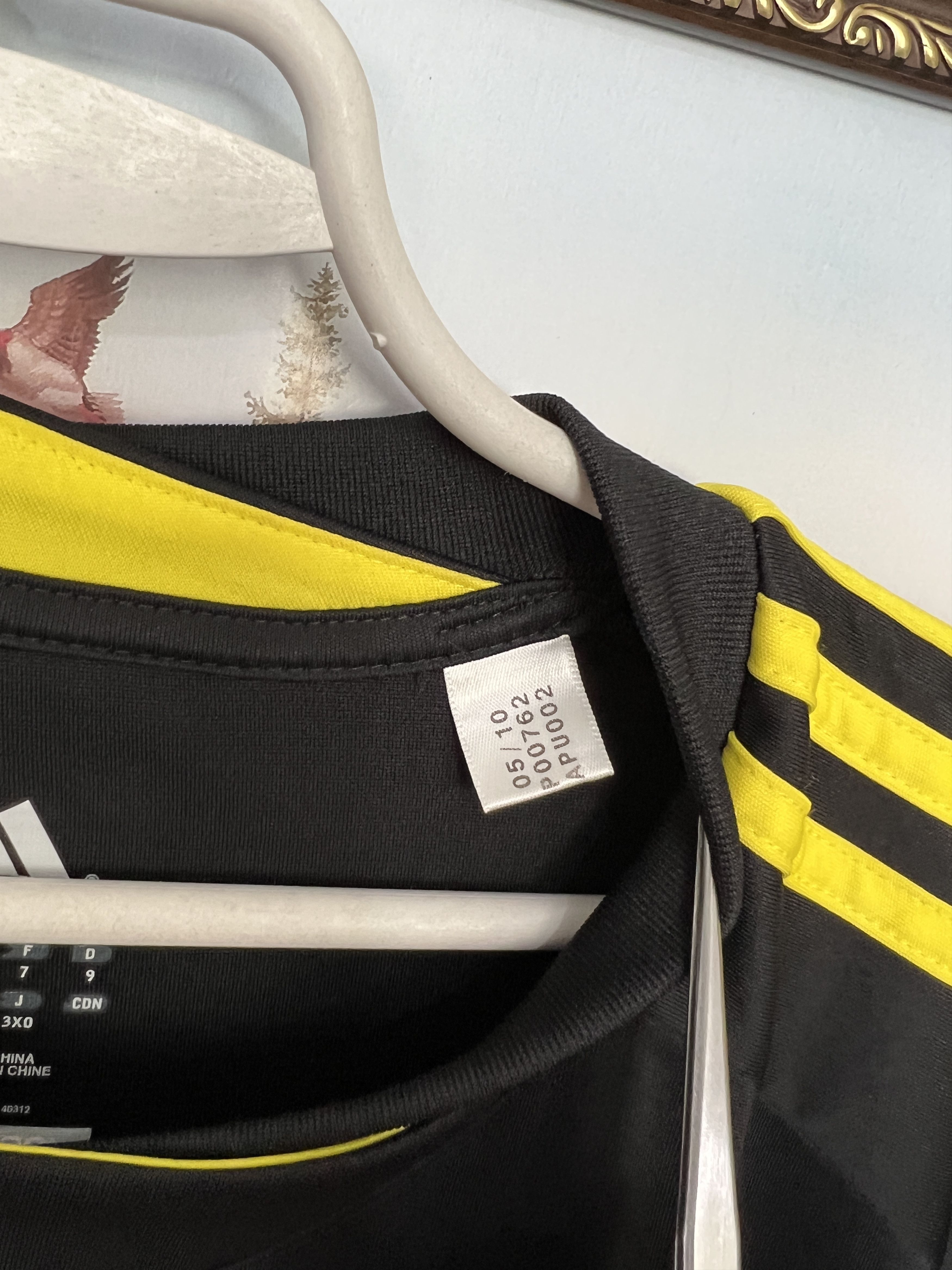 Adidas Liverpool football shirt 2010 Soccer Adidas Jersey Mens Size US XL / EU 56 / 4 - 8 Thumbnail