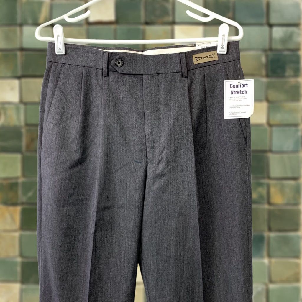 Vintage Haspel Men's Dress Pants Comfort Stretch Pleated 100% Wool Charcoal Gray 30R NWT Size US 30 / EU 46 - 1 Thumbnail