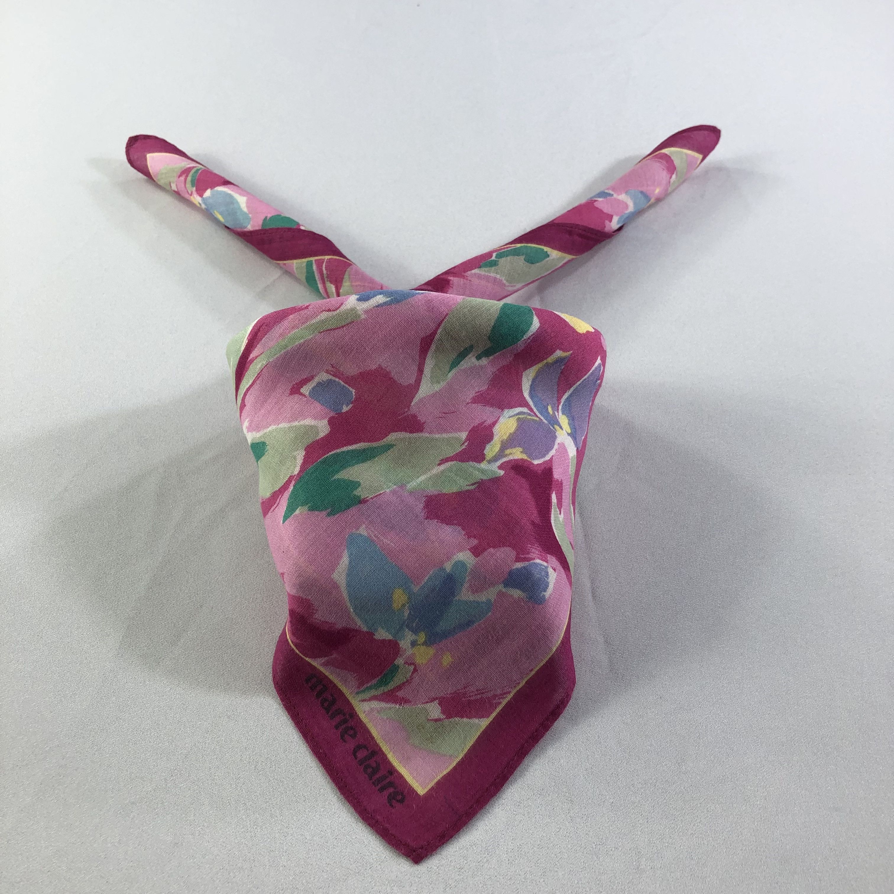 Vintage Marie Claire Flora Handkerchief Neckerchief Bandana H1525 Size ONE SIZE - 1 Thumbnail