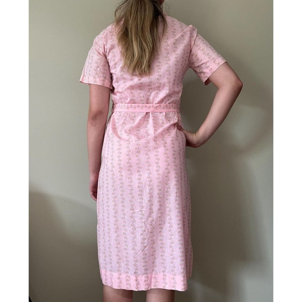 Vintage Deadstock 1960s Vintage Womens Spring Flowers Shirt Dress Size M / US 6-8 / IT 42-44 - 4 Thumbnail