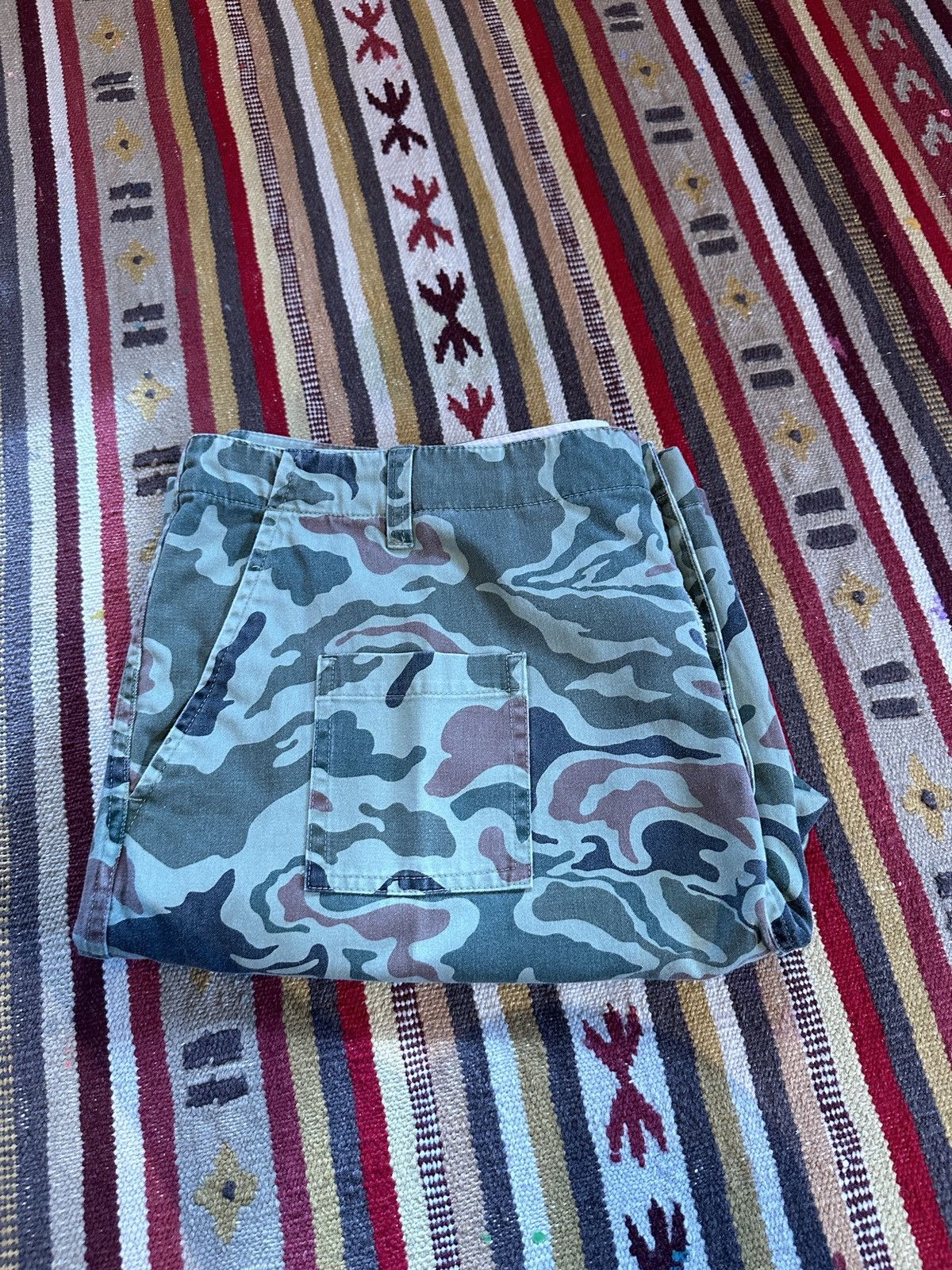 Supreme Supreme camo shorts Size US 36 / EU 52 - 1 Thumbnail