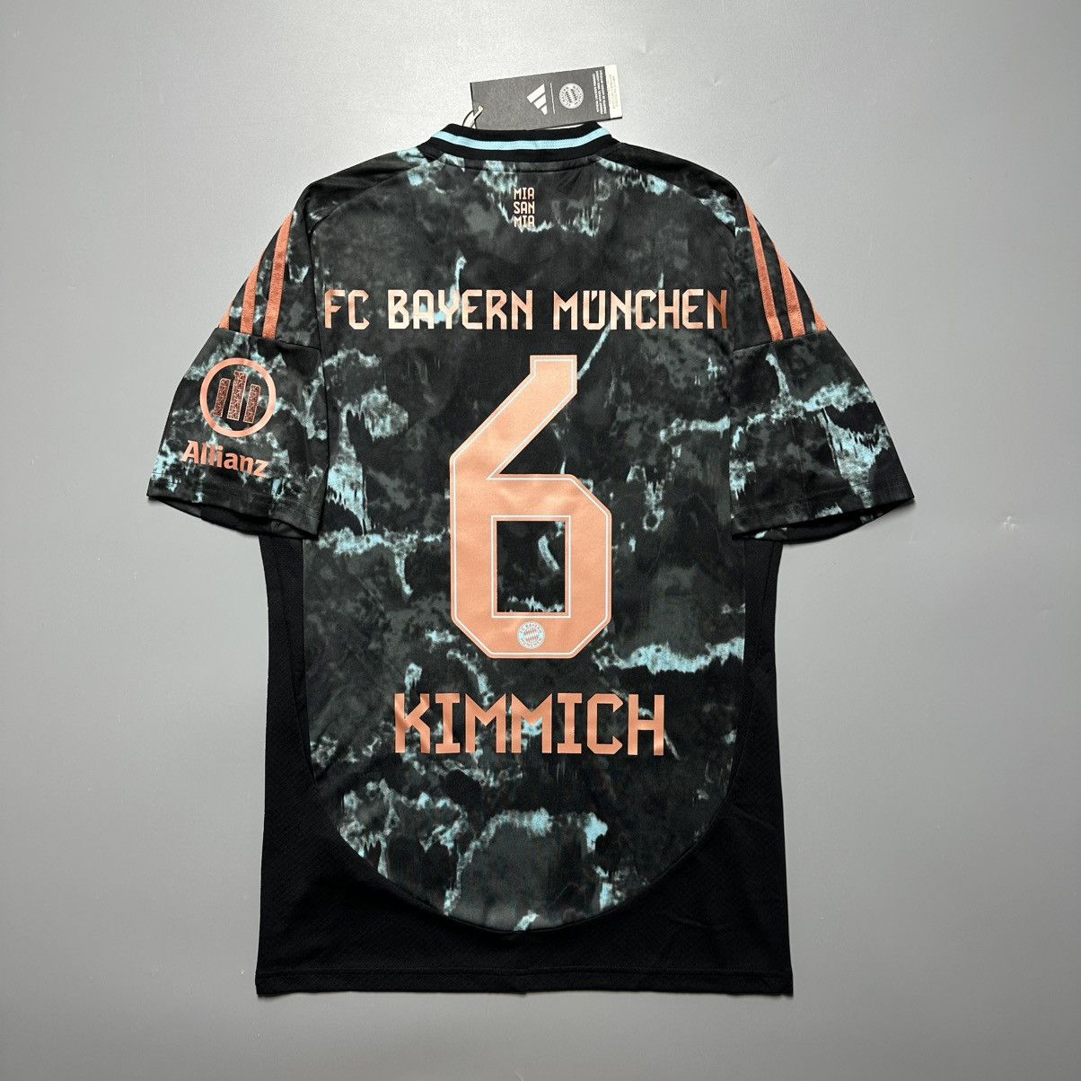 Adidas BAYERN ADIDAS 2024/2025 FOOTBALL AWAY JERSEY #6 KIMMICH Size US XS / EU 42 / 0 - 1 Thumbnail