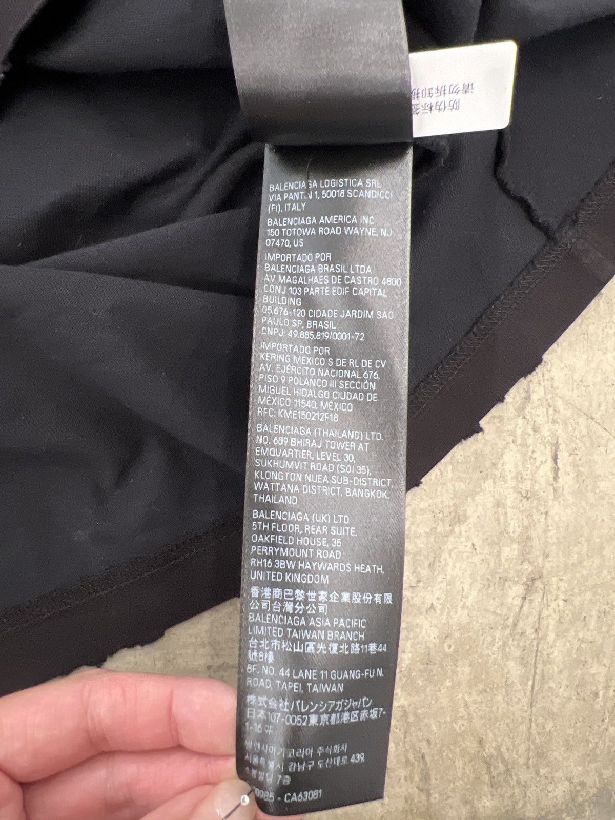 Balenciaga Balenciaga Valentine's Day Limited Edition T-Shirt Size US S / EU 44-46 / 1 - 10 Thumbnail