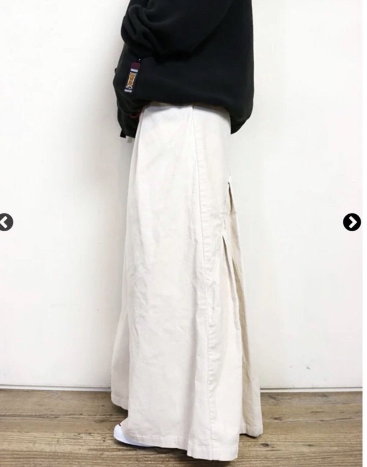 Kapital Kapital corduroy wide leg diagonal cut, pleated wide pants Size 26" / US 2 / IT 38 - 3 Thumbnail