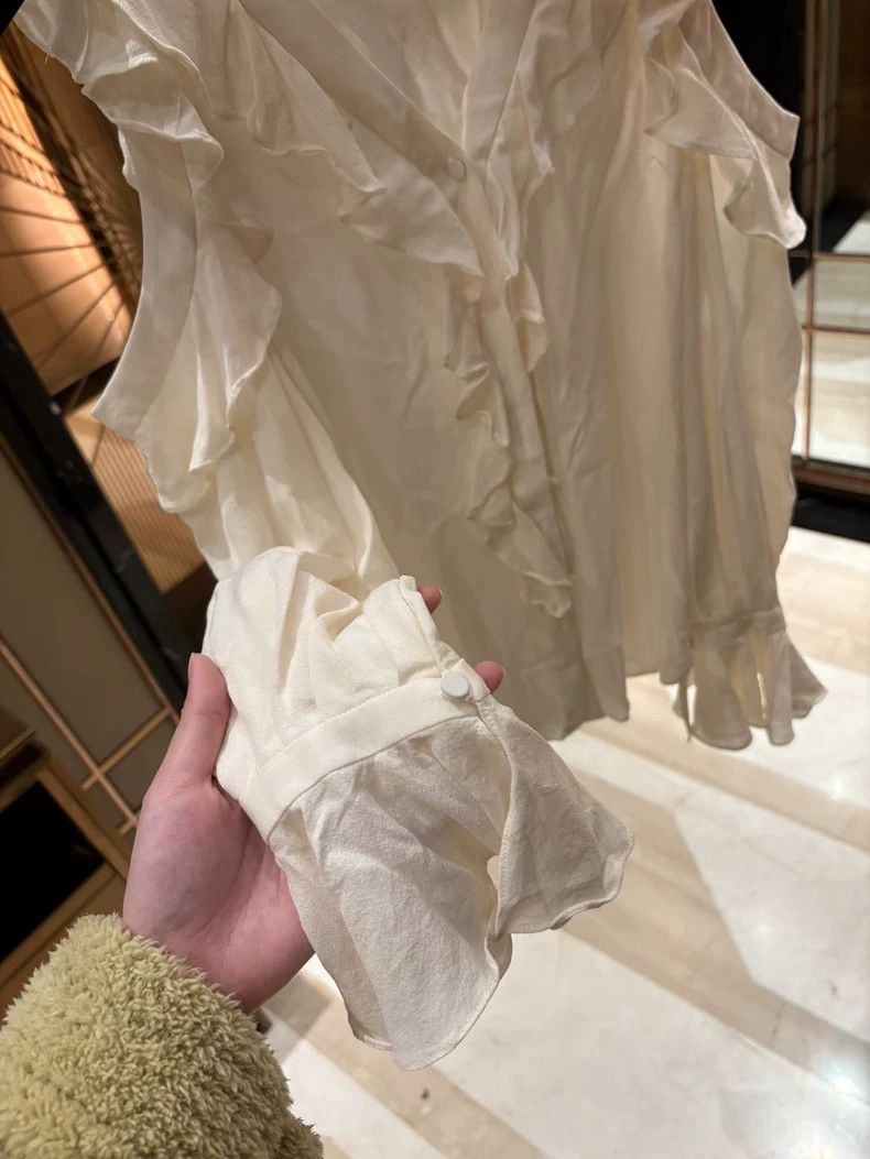 Alexander McQueen Alexander McQUEEN size 36 Lotus leaf edge off shoulder lon Size S / US 4 / IT 40 - 2 Thumbnail