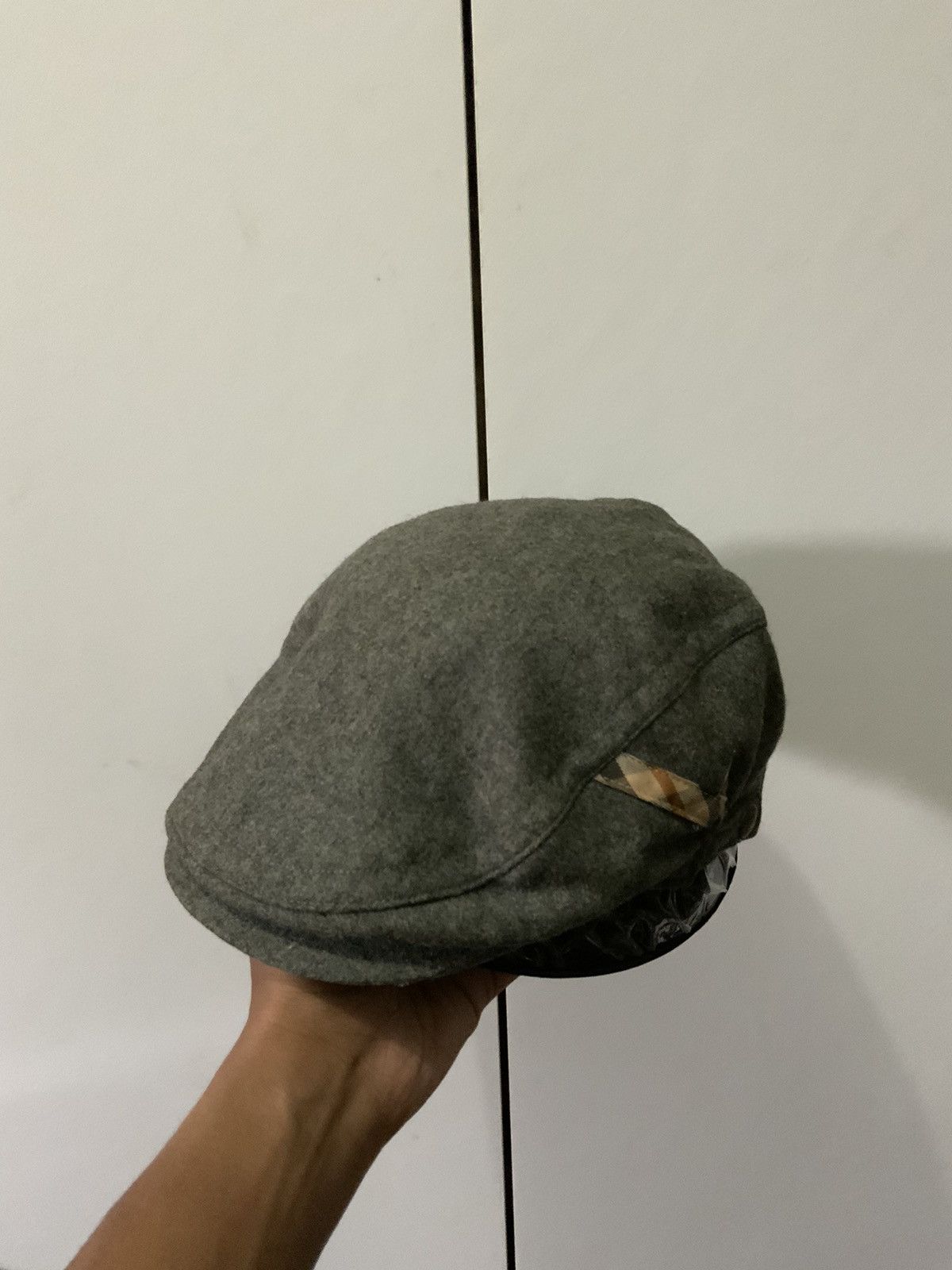 Vintage Daks Simpson Group Beretta Flat Hat