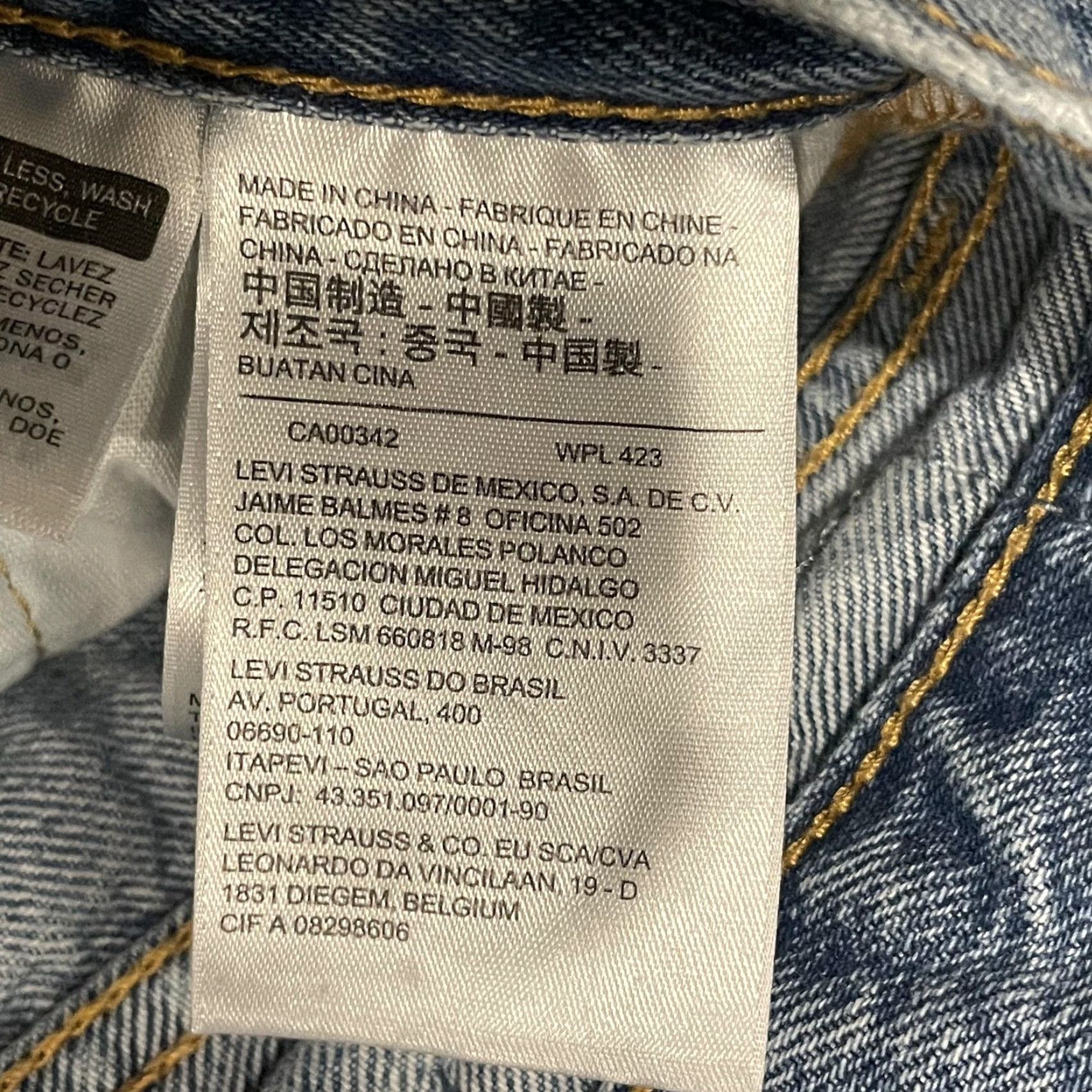 Levi's Levi's 501 Cutoff Denim Shorts Womens W27 Blue Distressed Button Fly Frayed Hem Size 27" / US 4 / IT 40 - 6 Thumbnail