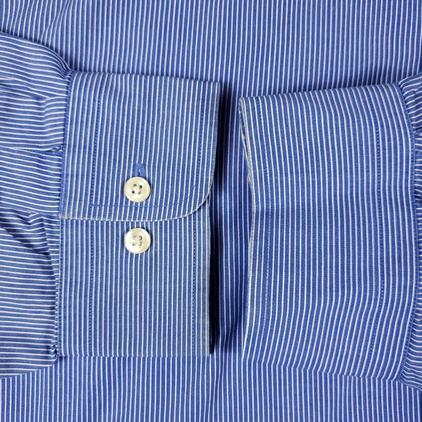 Tommy Hilfiger VINTAGE Tommy Hilfiger Shirt Mens 2XL Blue Striped Button-Up Long Sleeve Casual, Business, Formal, Preppy Mens 2XL Blue Striped Button-Up Long Sleeve Size US XXL / EU 58 / 5 - 3 Thumbnail