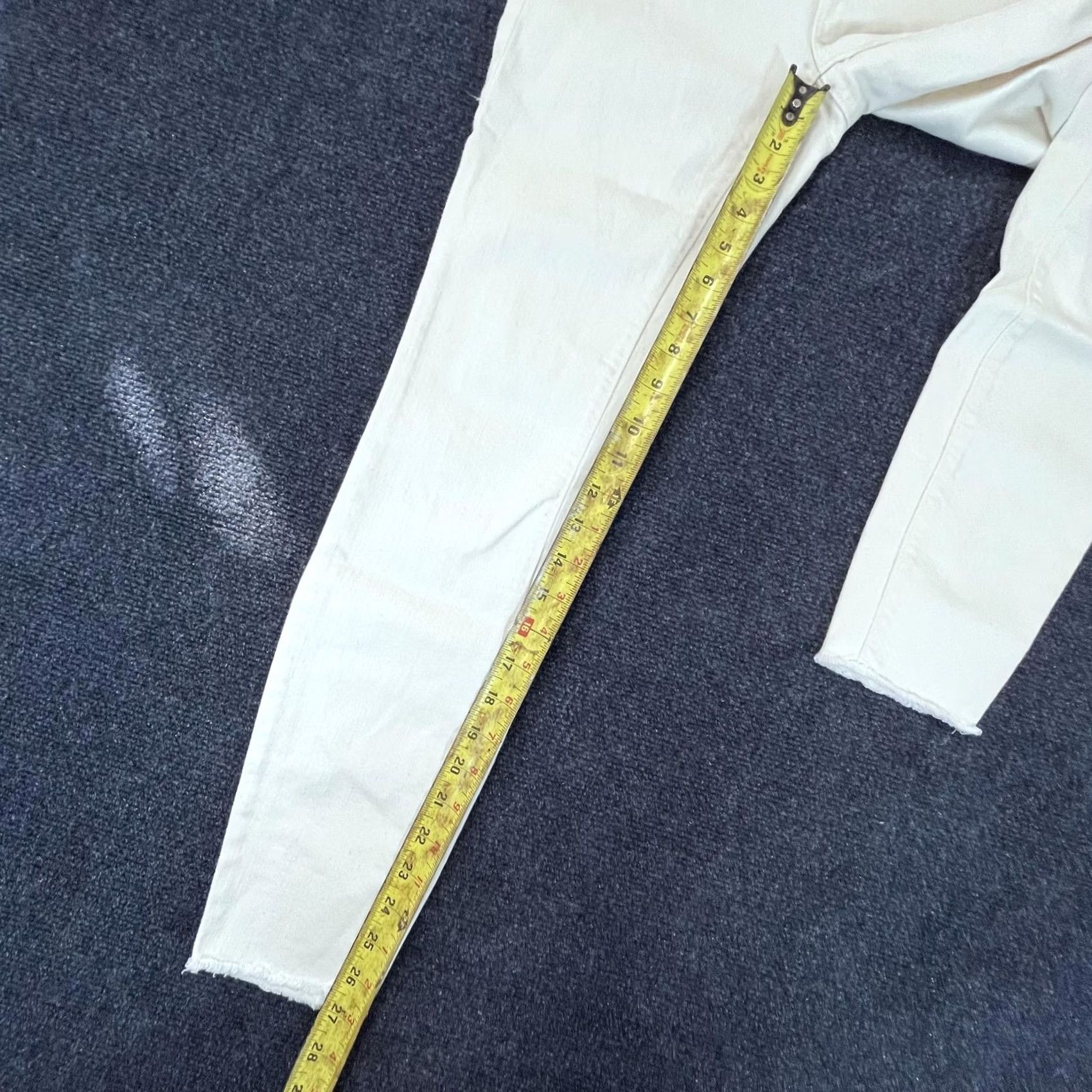 Vineyard Vines Vineyard Vines Pants Womens 2 White Jeans Skinny Raw Hem Stretch Denim Casual Size 26" / US 2 / IT 38 - 5 Thumbnail