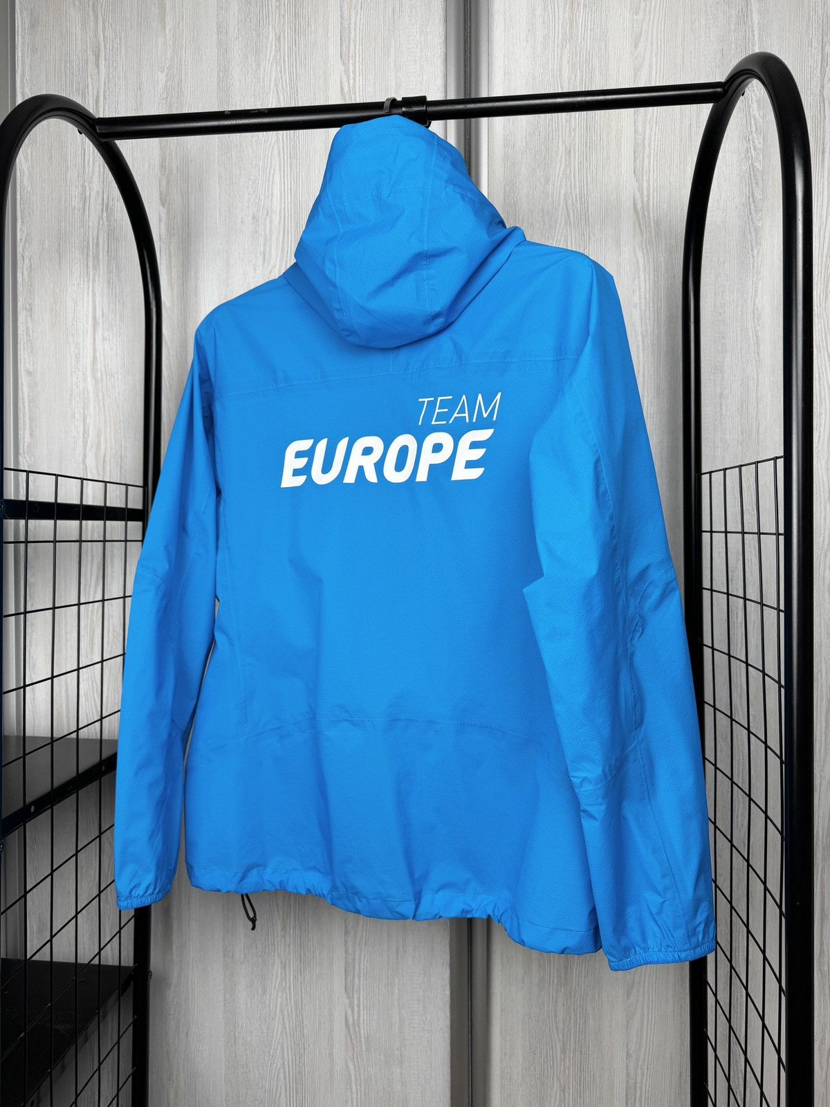 Asics Asics Team Europe Pro Elite 2019 Storm Jacket size L Size US L / EU 52-54 / 3 - 8 Thumbnail