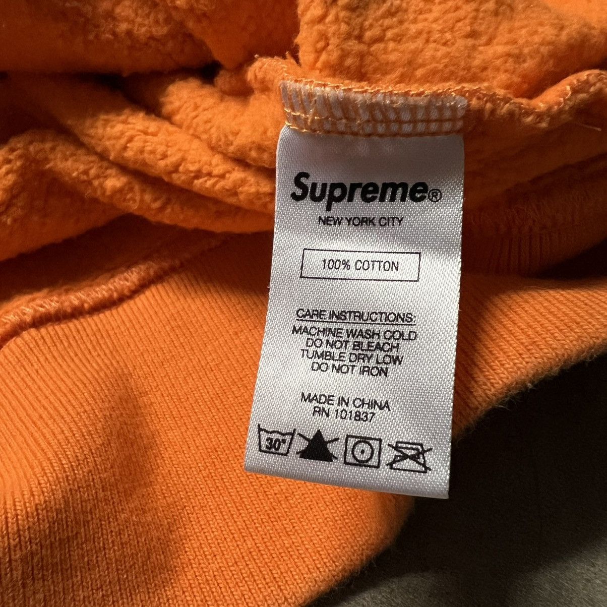 Hypebeast × Supreme SS19 Supreme Orange Anorak Hoodie Sweater Size US S / EU 44-46 / 1 - 9 Thumbnail