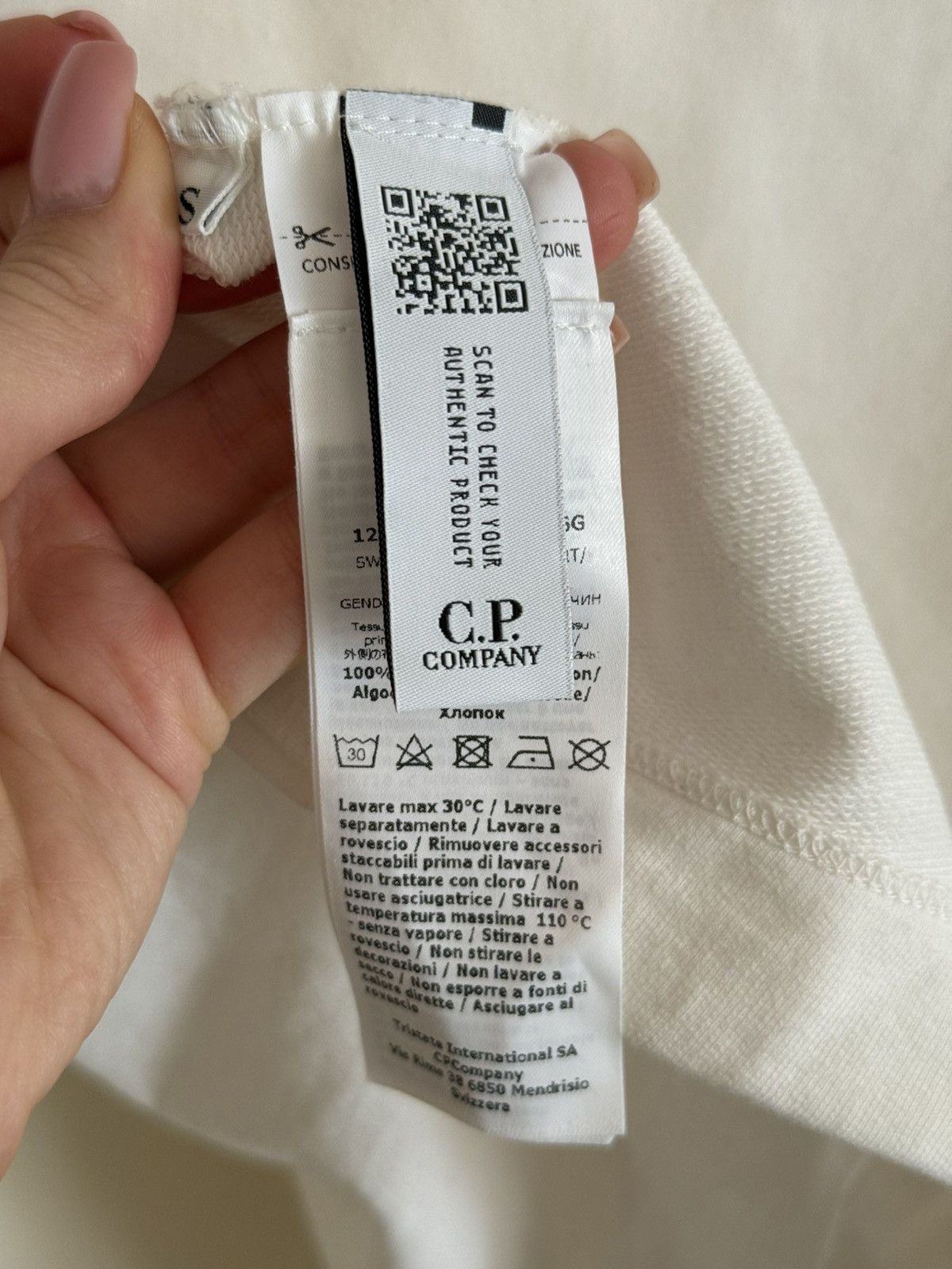 C.P. Company C.P. Company White Hooded Lens Sweatshirt – Size S Size US S / EU 44-46 / 1 - 5 Thumbnail