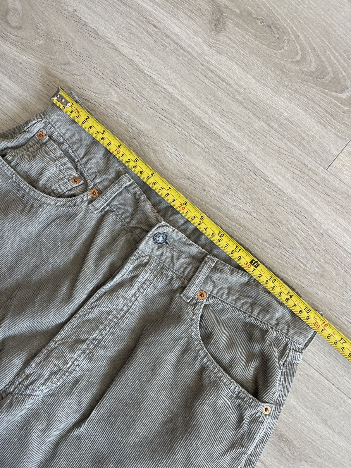 Levi's Vintage Levi’s 551 Velvet Corduroy Pants Jeans Y2K 34/32 Size US 34 / EU 50 - 8 Thumbnail