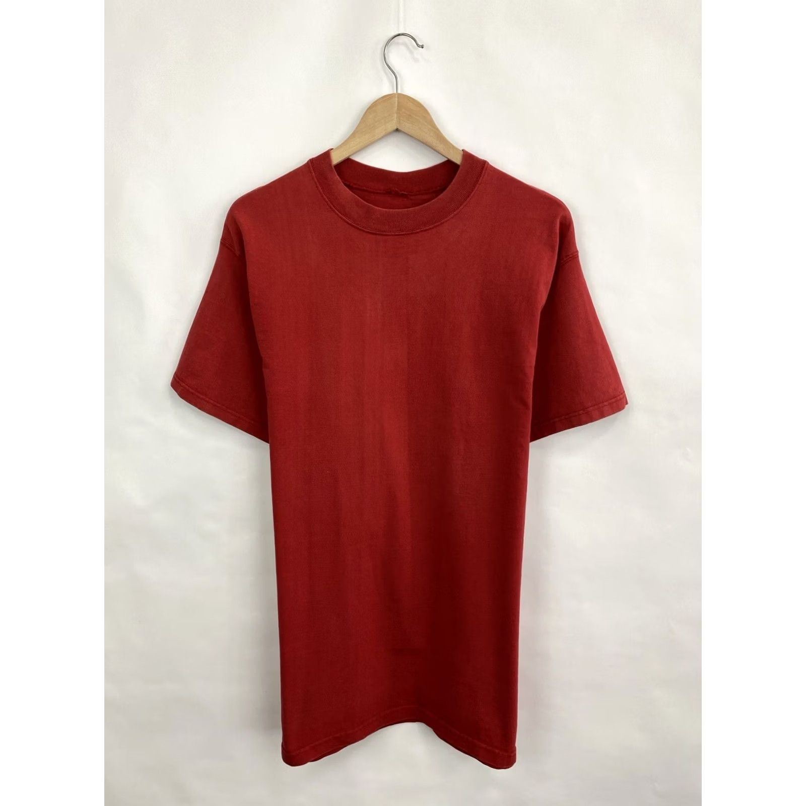 Levi's Vintage 1993 Levi'S black Shirt rare retro Y2K, M size red, 56cm x 77cm, two holes in photo, Size US M / EU 48-50 / 2 - 6 Thumbnail