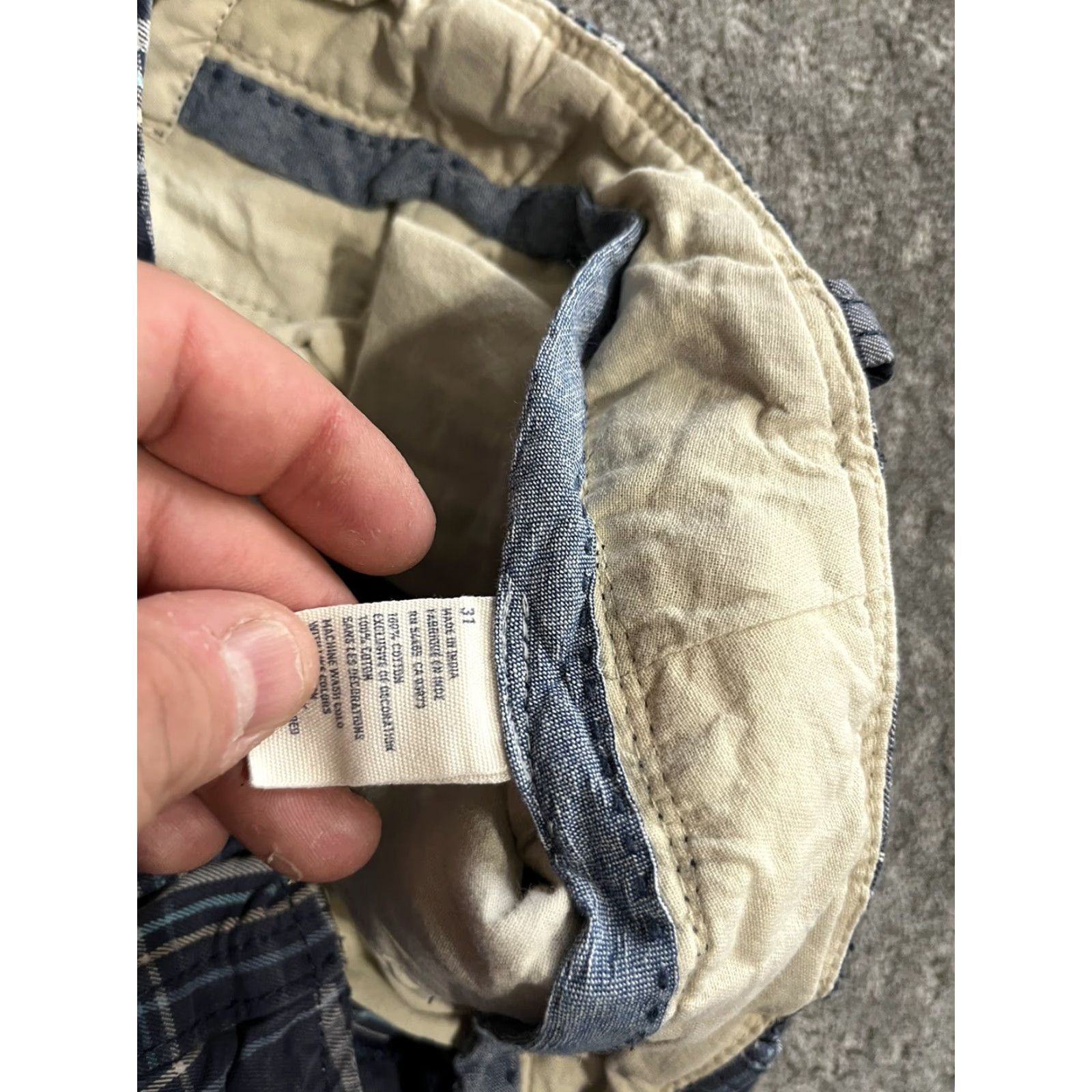 American Eagle Outfitters American Eagle Shorts Mens 31 Blue Plaid Bermuda Casual Outdoor 90s Size US 31 - 5 Thumbnail